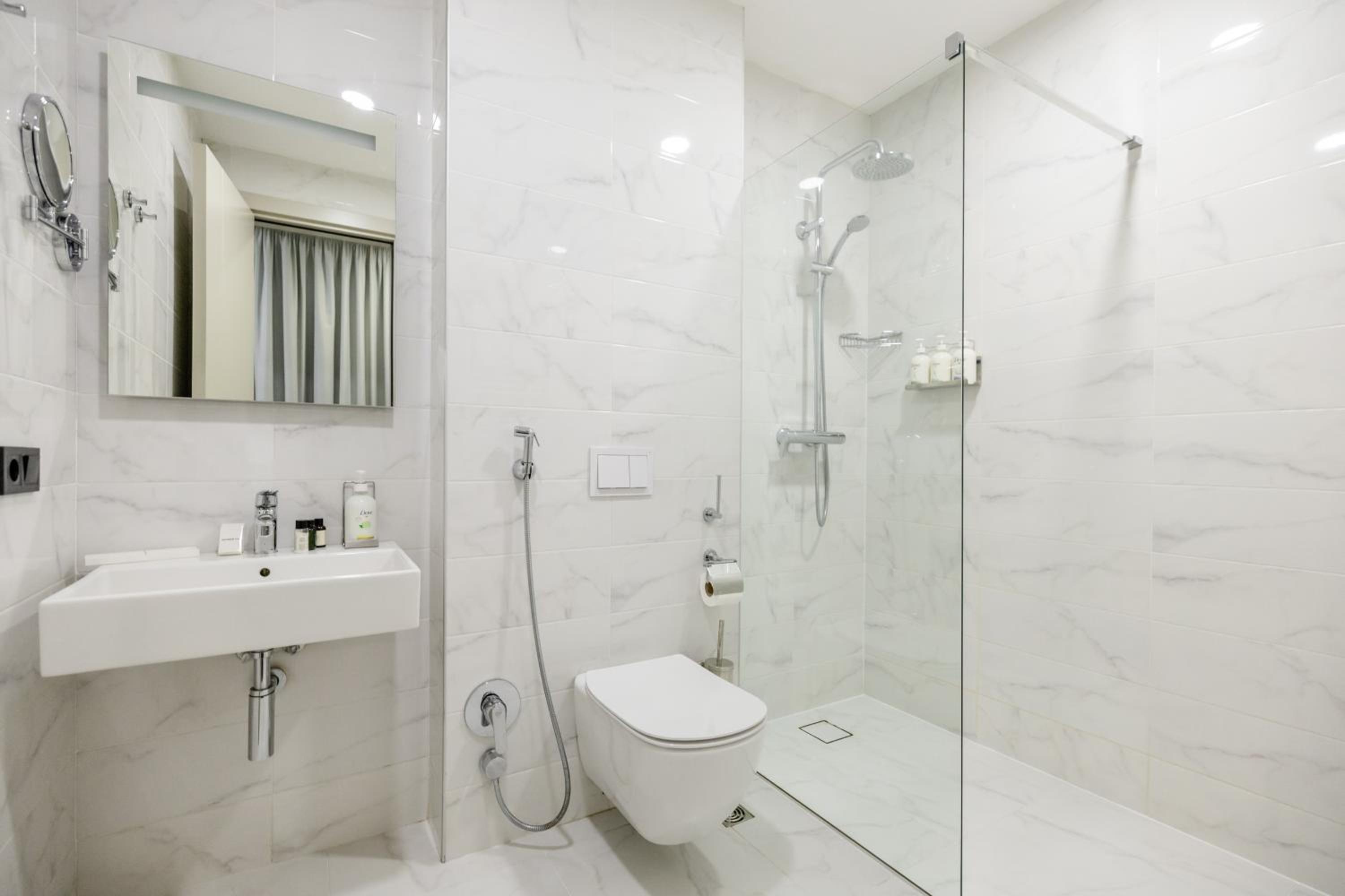Standard Double Or Twin Room With Balcony - Photo 2
