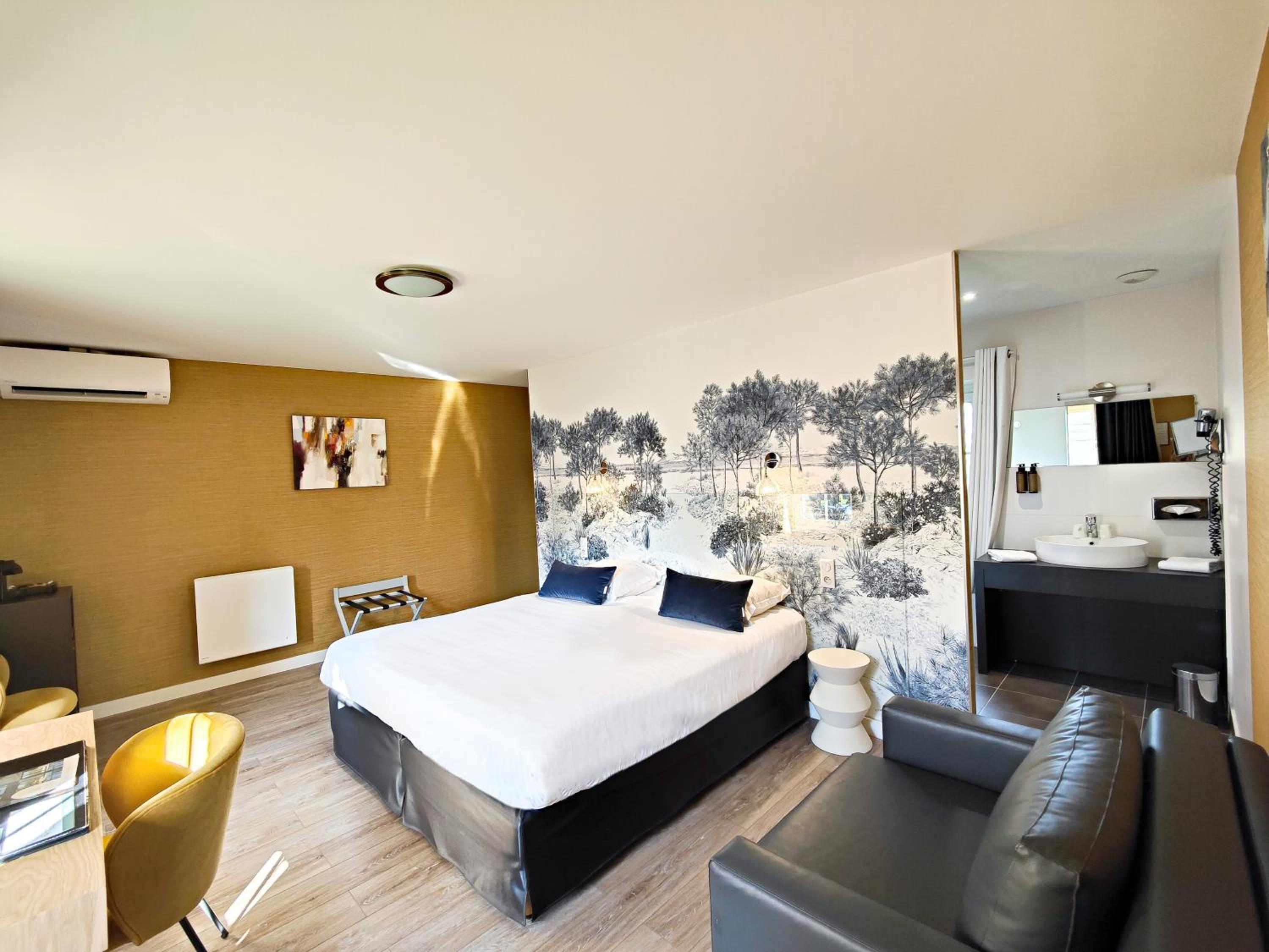 Triple Room in Dependence - Photo 2