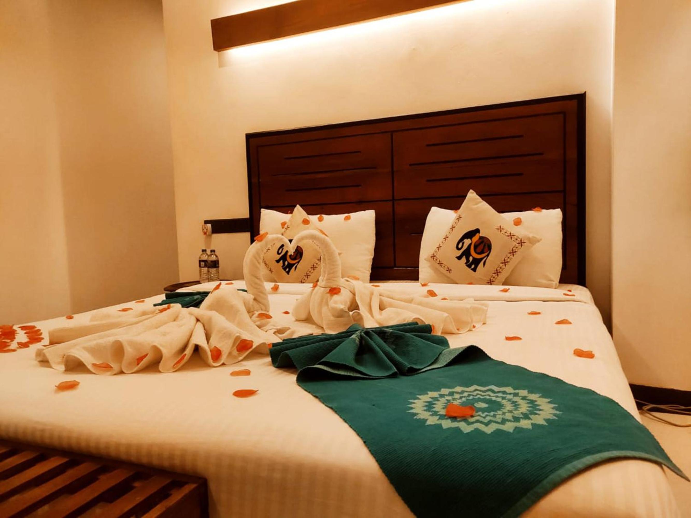 Deluxe Room (2 Adults + 1 Child) photo 1