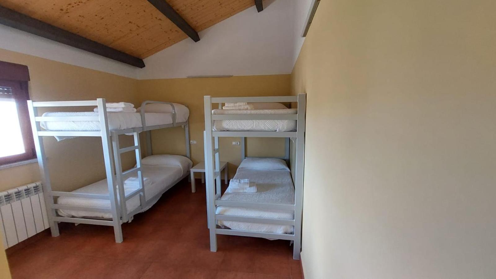 Habitación Cuádruple con Baño Privado