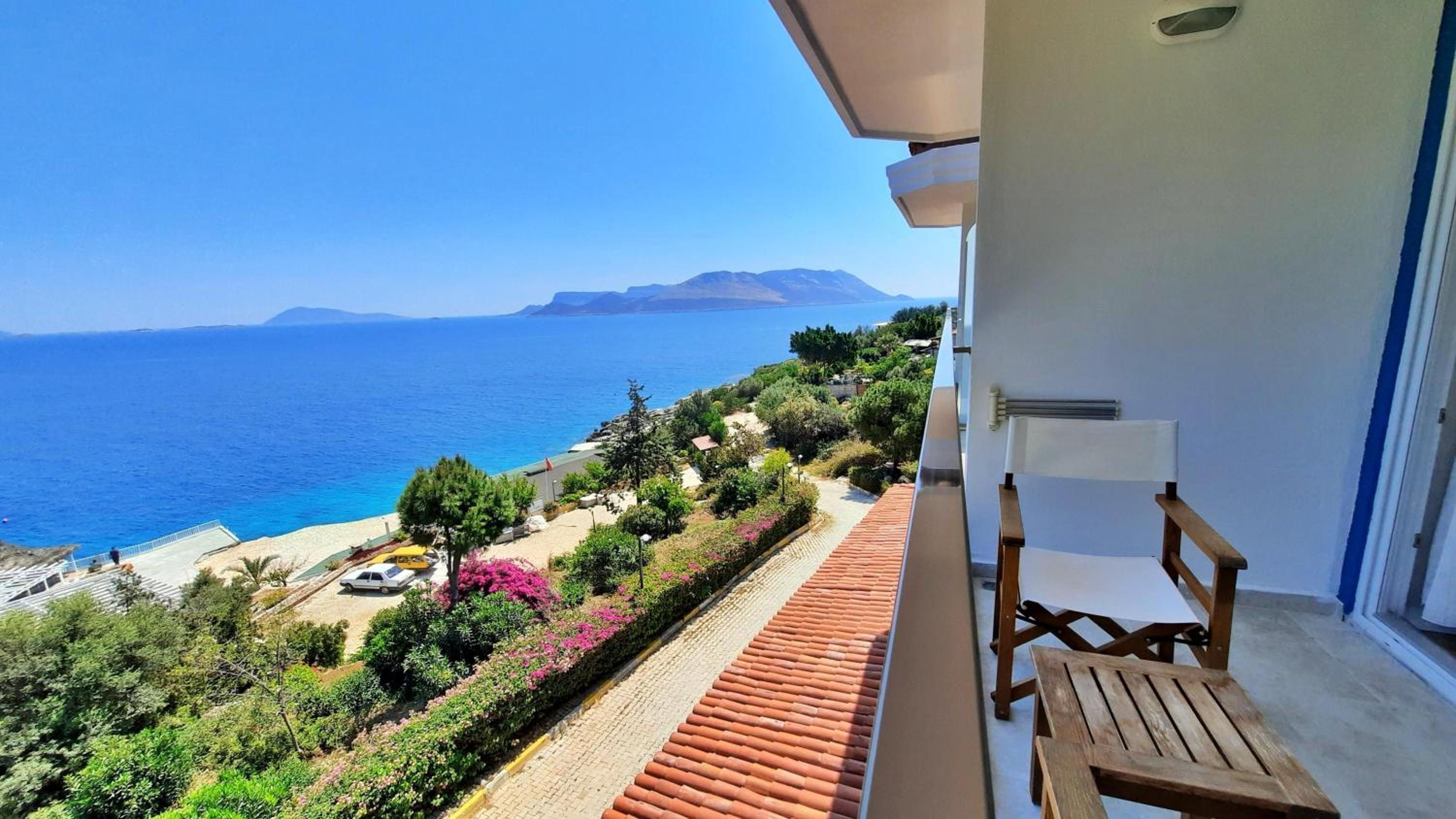 Standard Double Room with Sea View - Photo 15