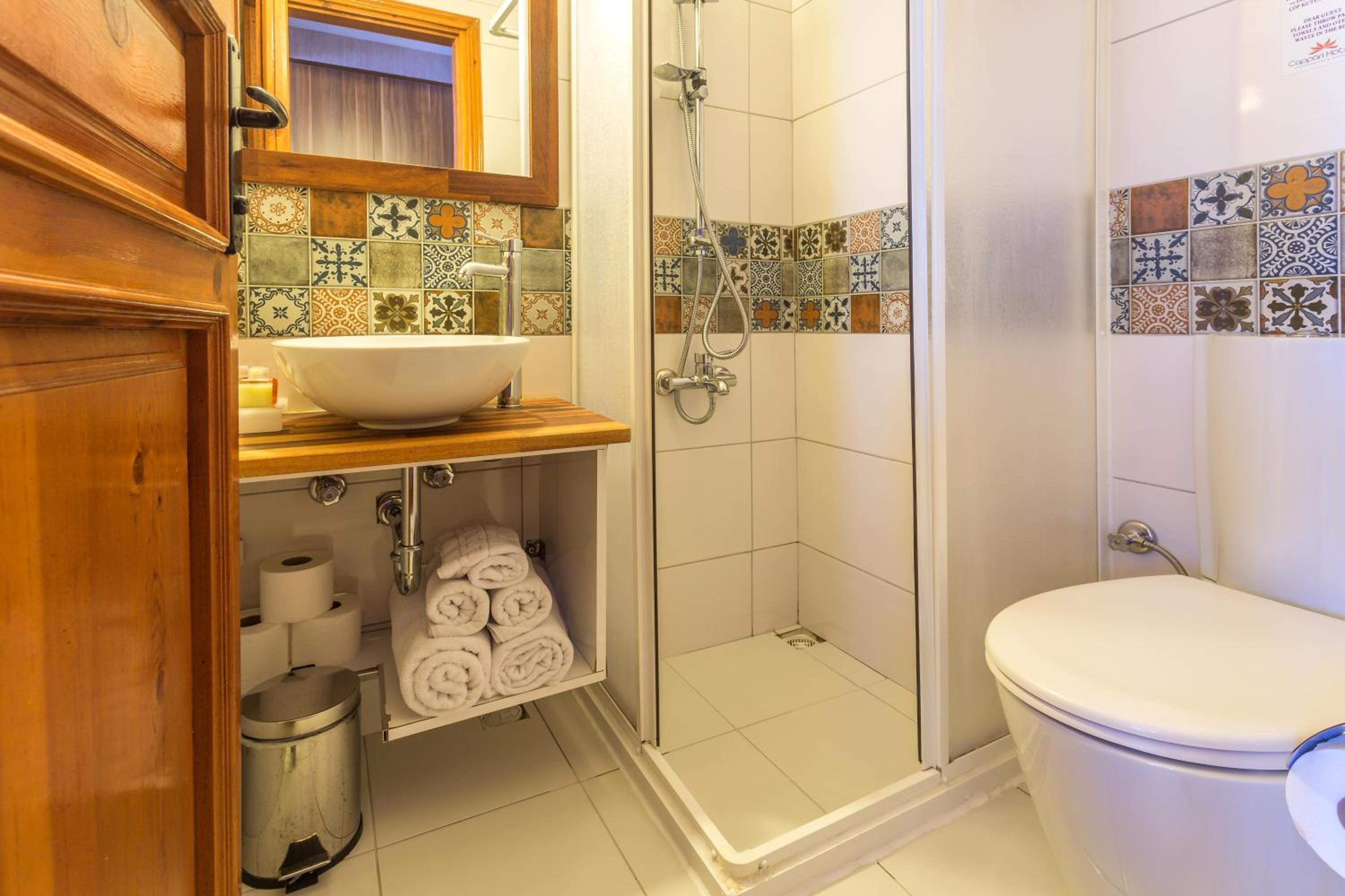 Standard Double Room with Sea View - Photo 13