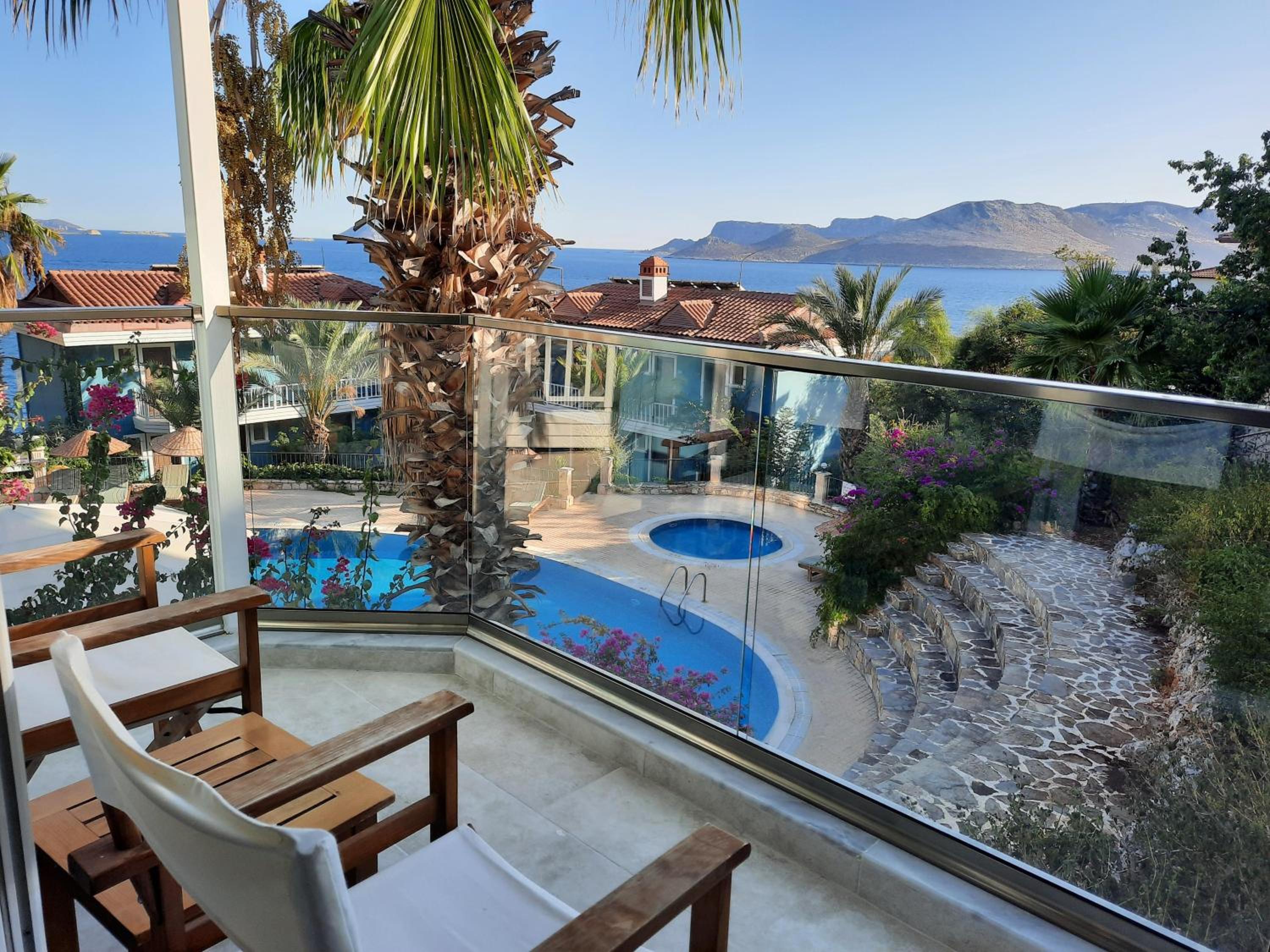 Standard Double Room with Sea View - Photo 12