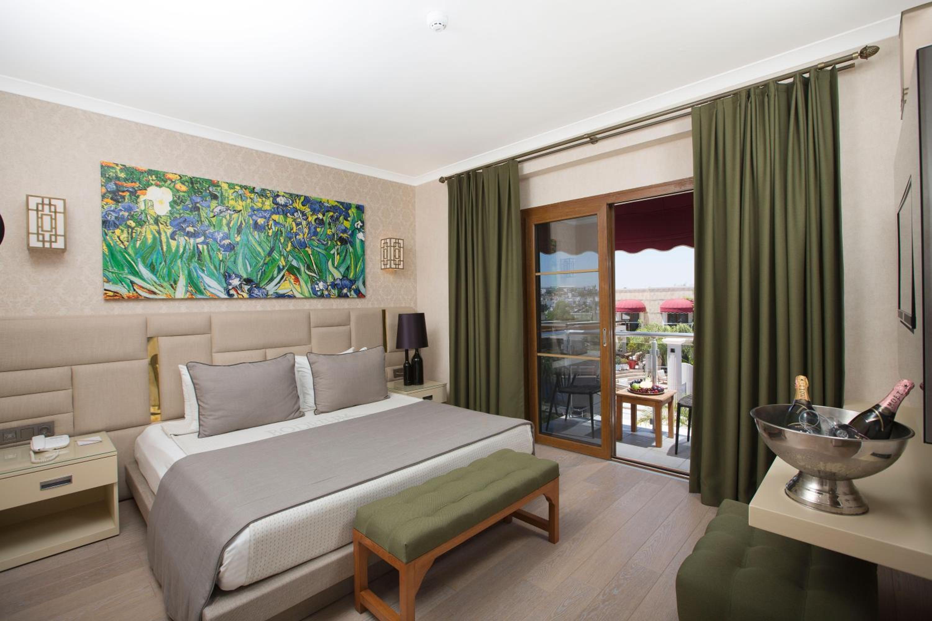 Single Room with Pool View