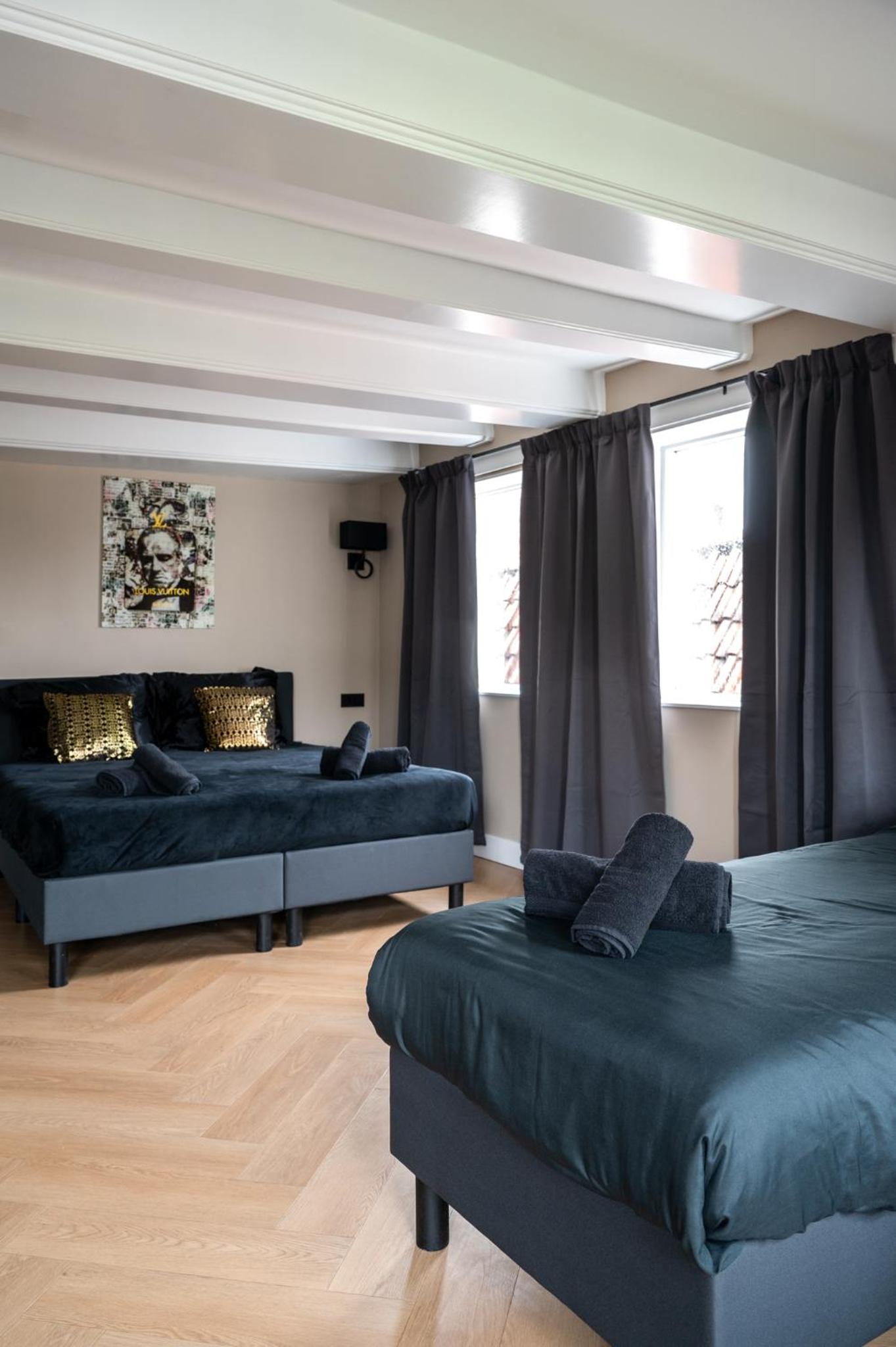 Standard Room for 6 Guests photo 1
