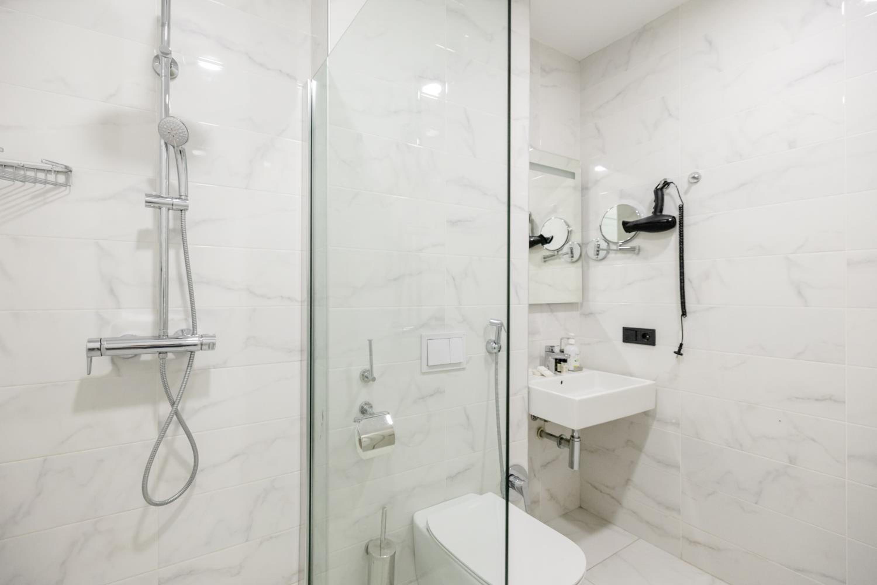 Double Or Twin Room With Terrace - Photo 4