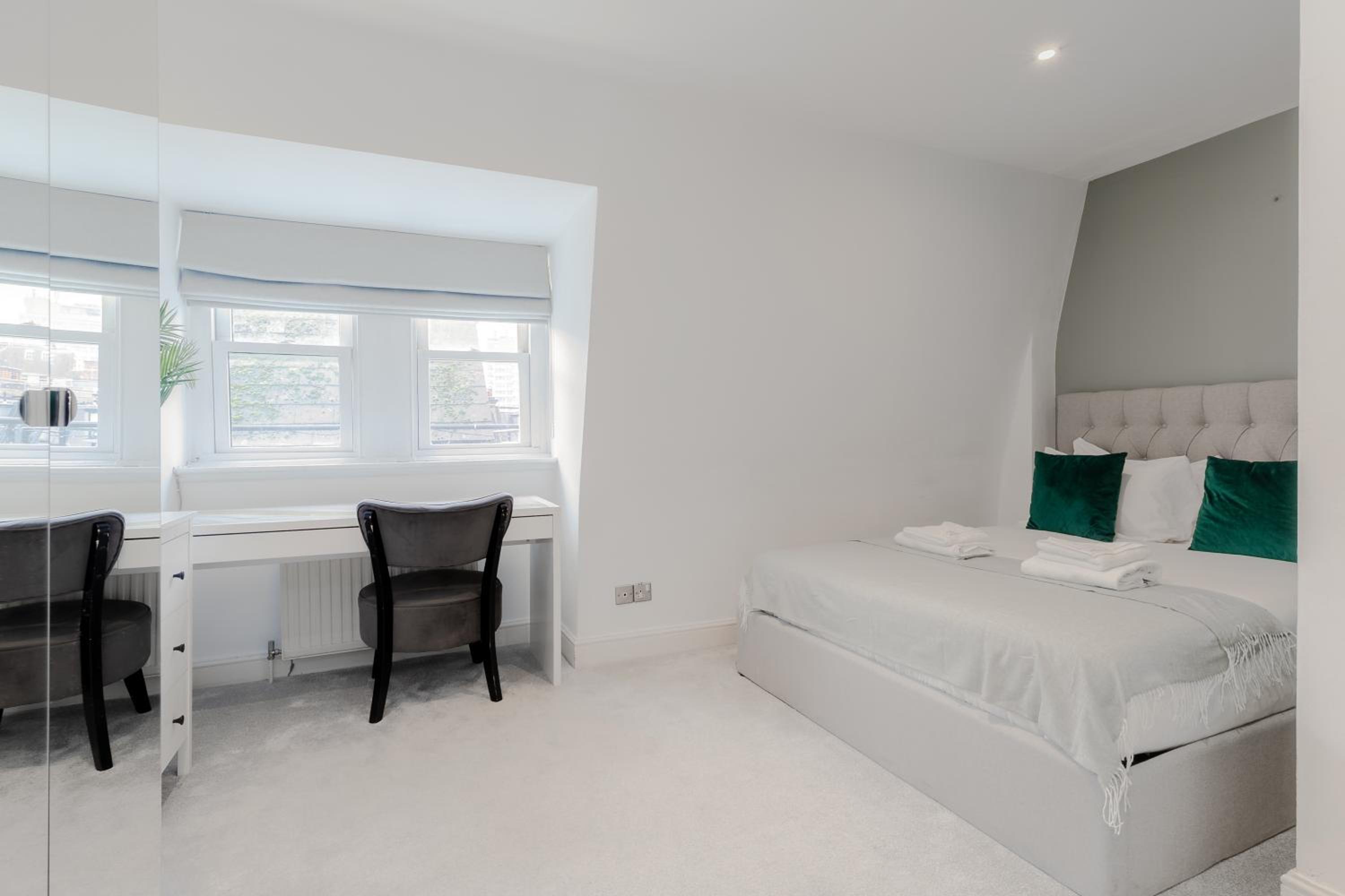 Penthouse Apartment photo 3