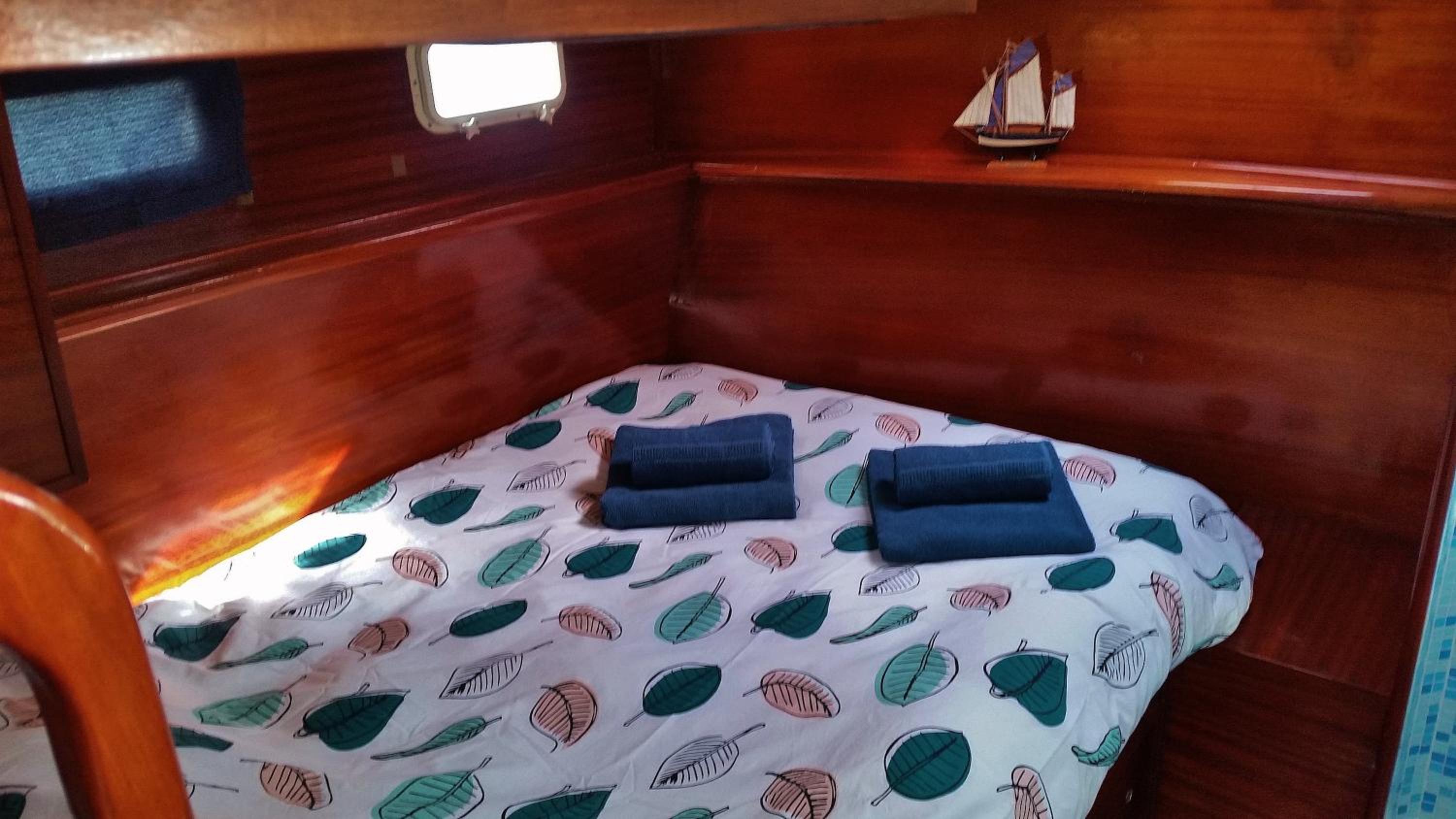 Boat photo 2