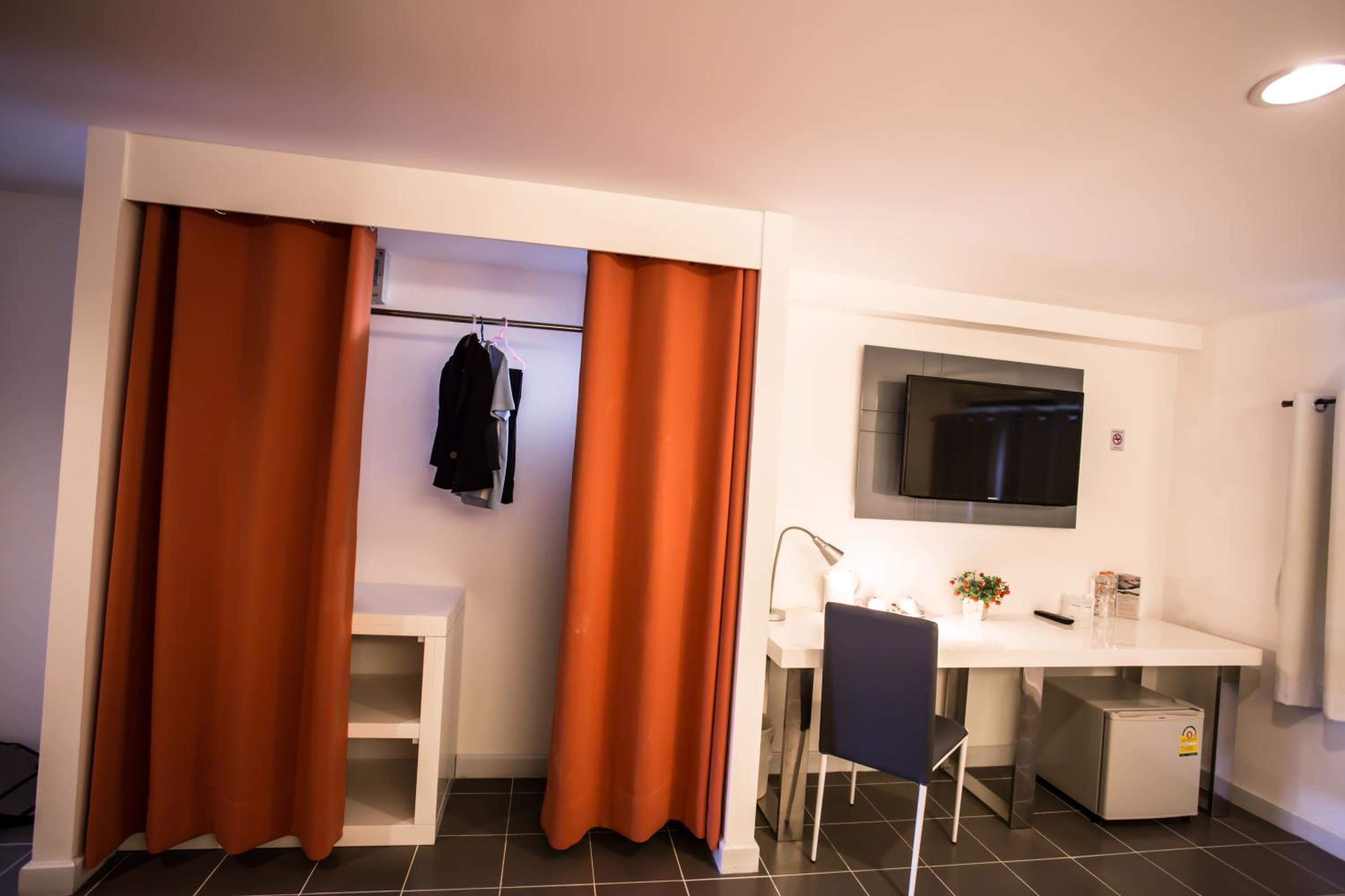 Deluxe Double or Twin Room - Photo 1