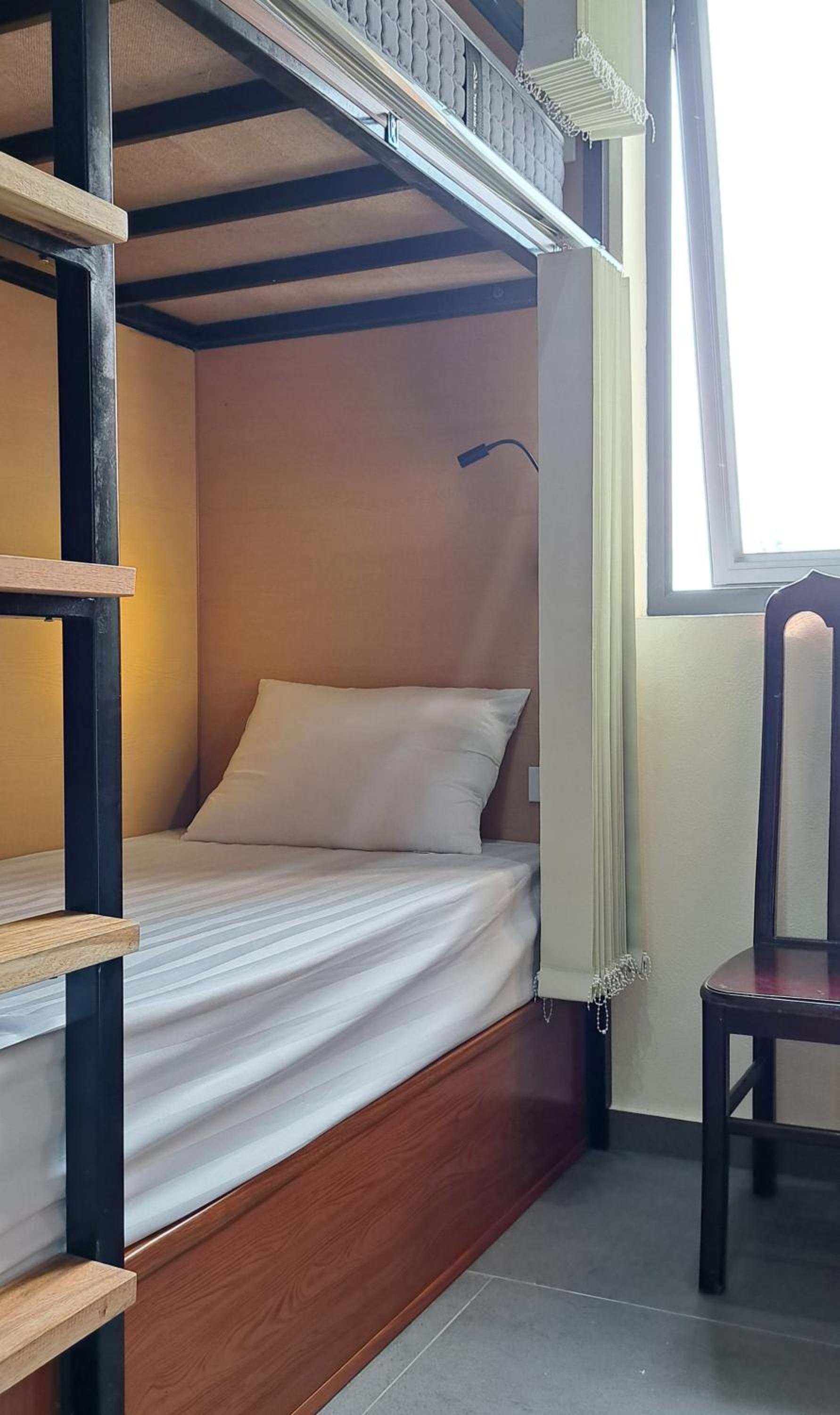 Bed in 6-Bed Dormitory Room photo 3