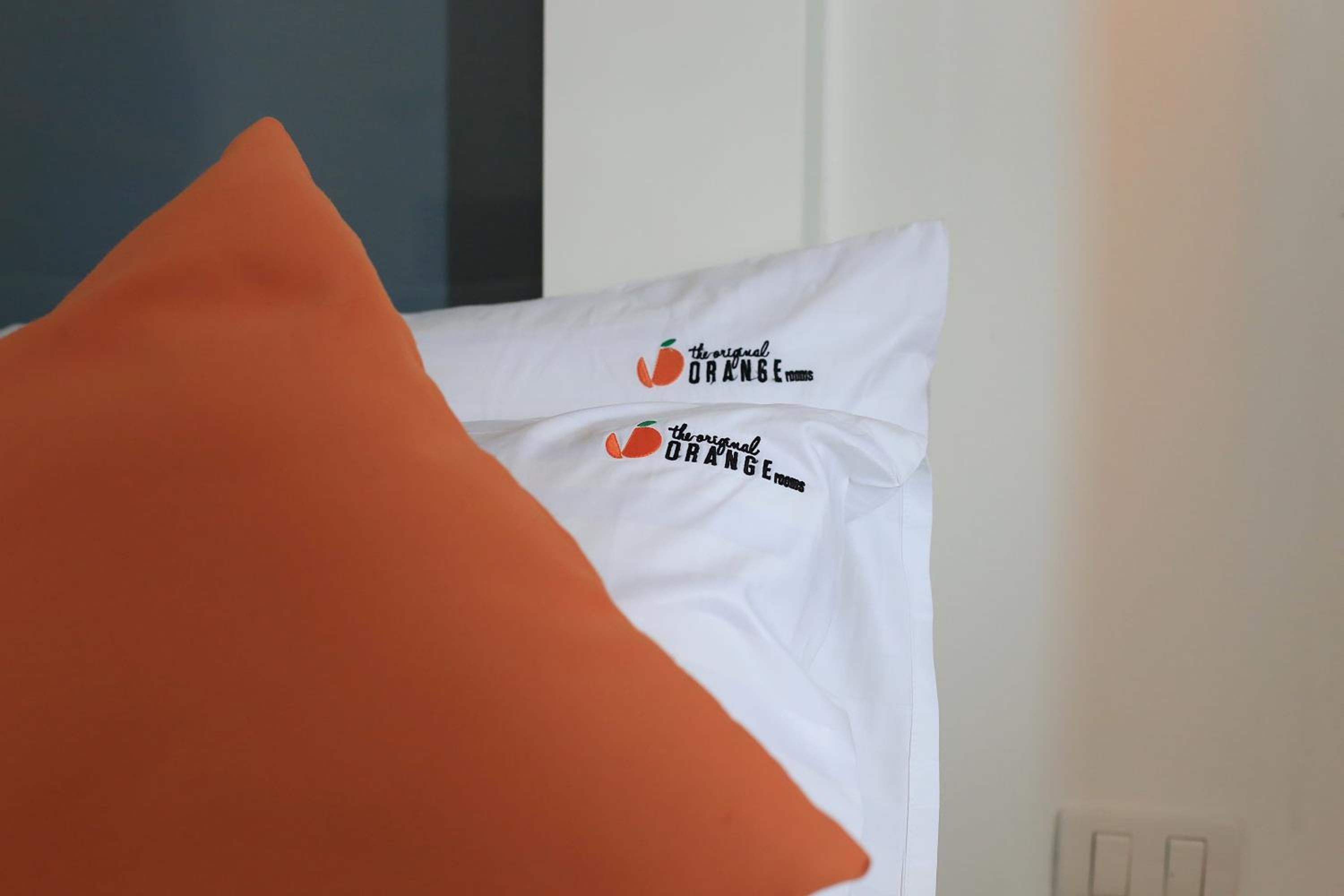 Deluxe Double or Twin Room - Photo 10
