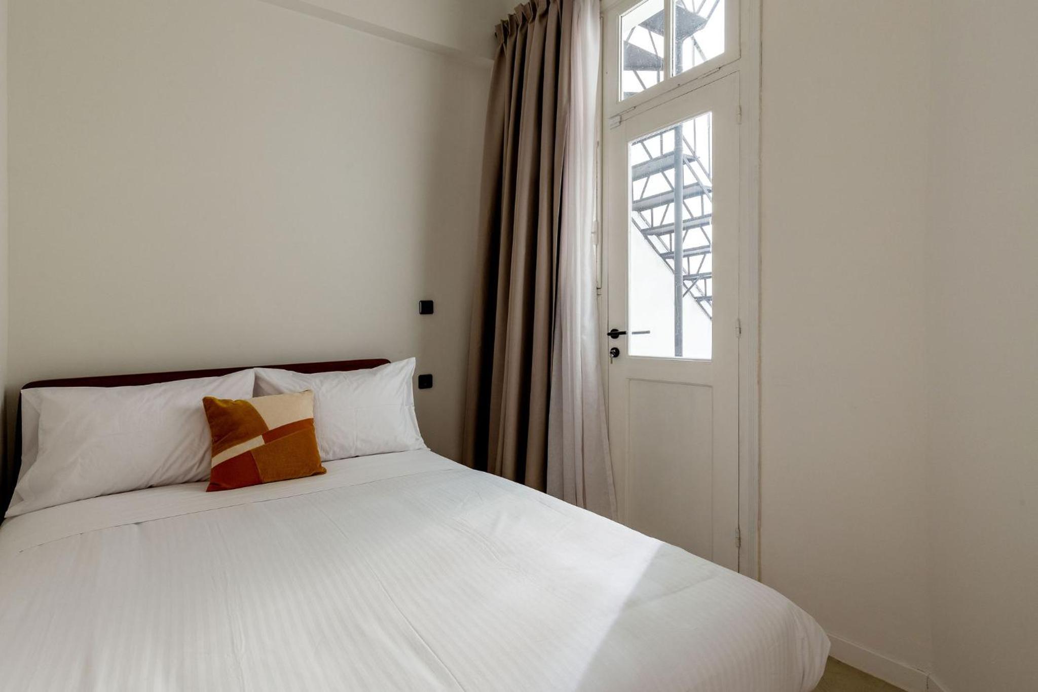 Deluxe Queen Room photo 2
