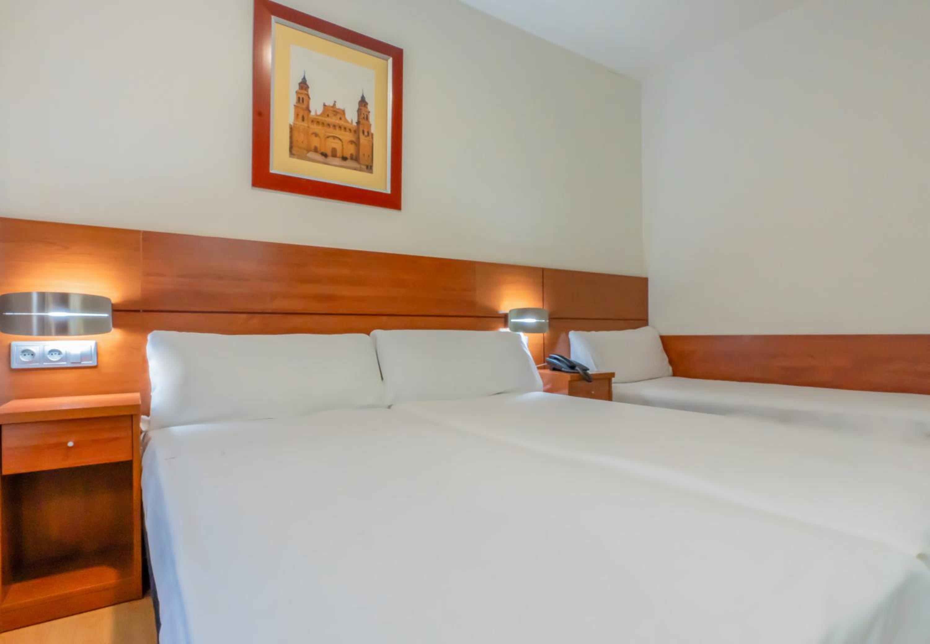 Triple Room photo 2