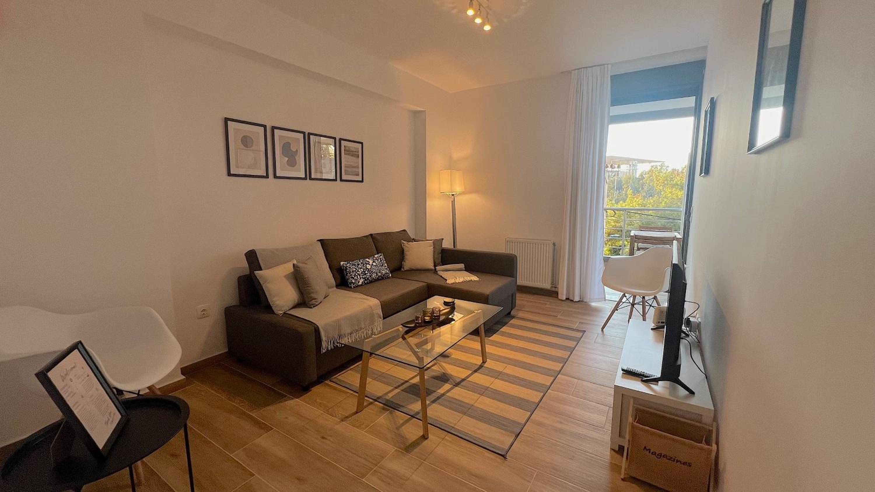 One-Bedroom Apartment
