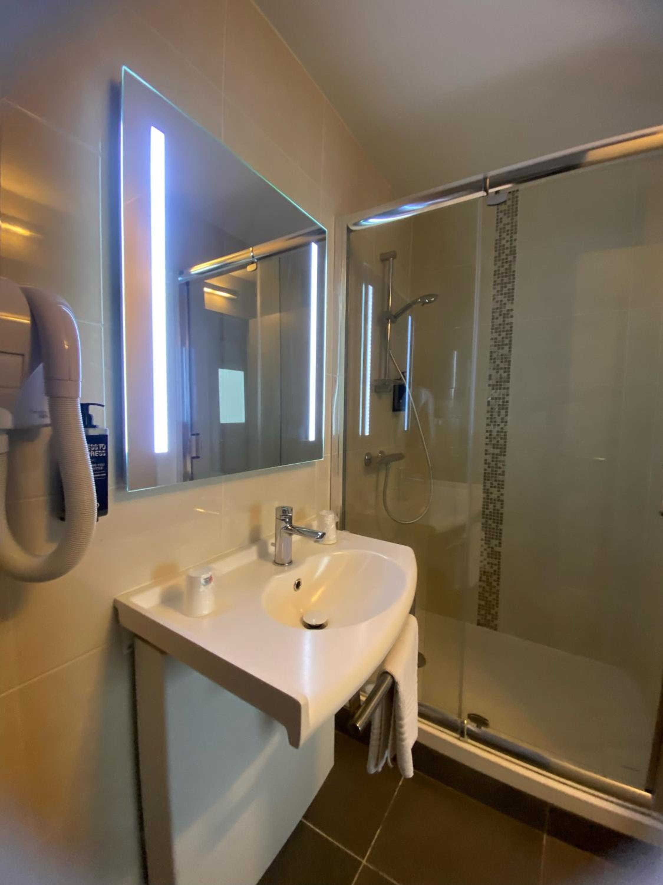 Family Suite - Photo 3