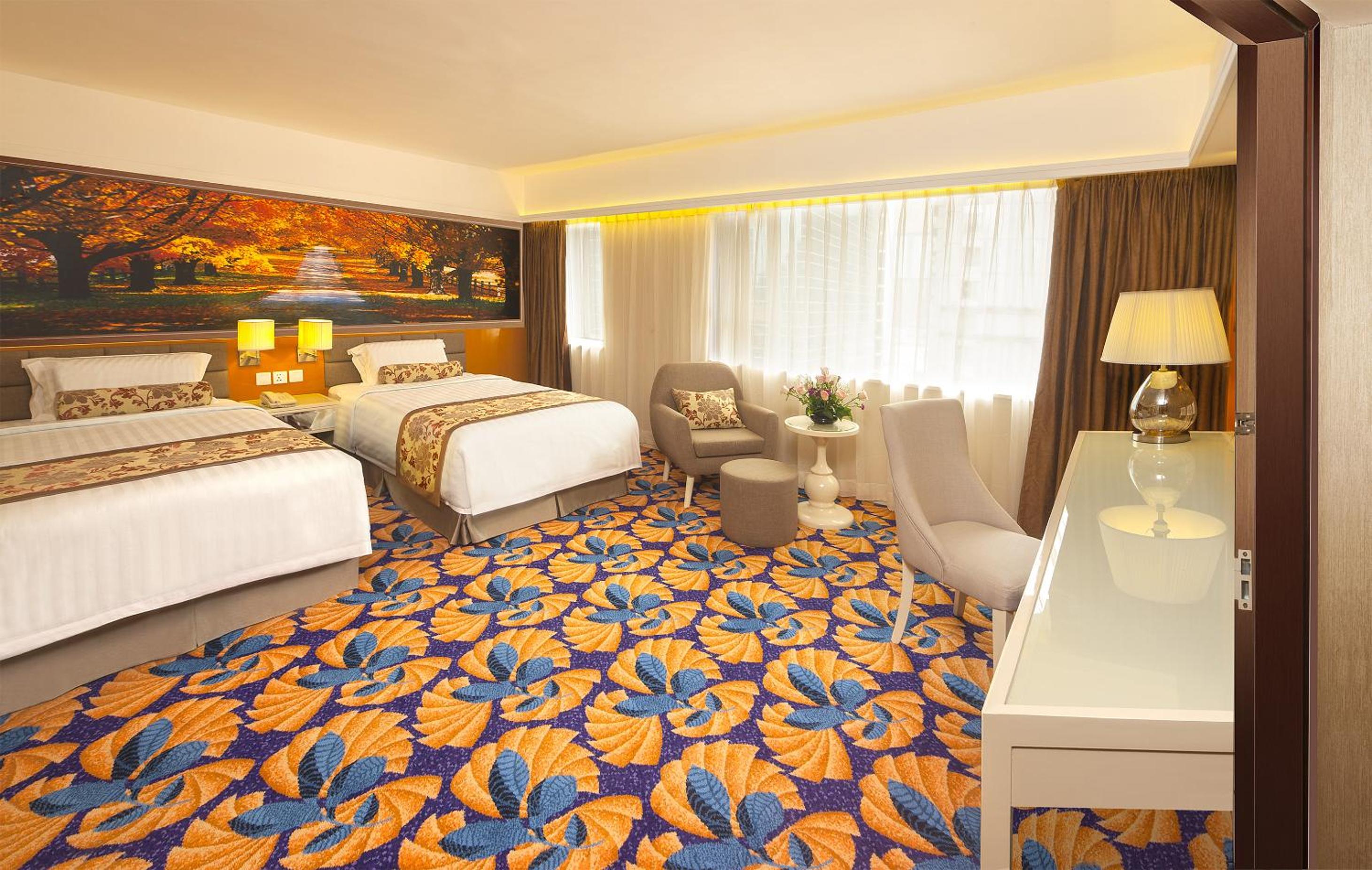 Adjoining Family Rooms  photo 3