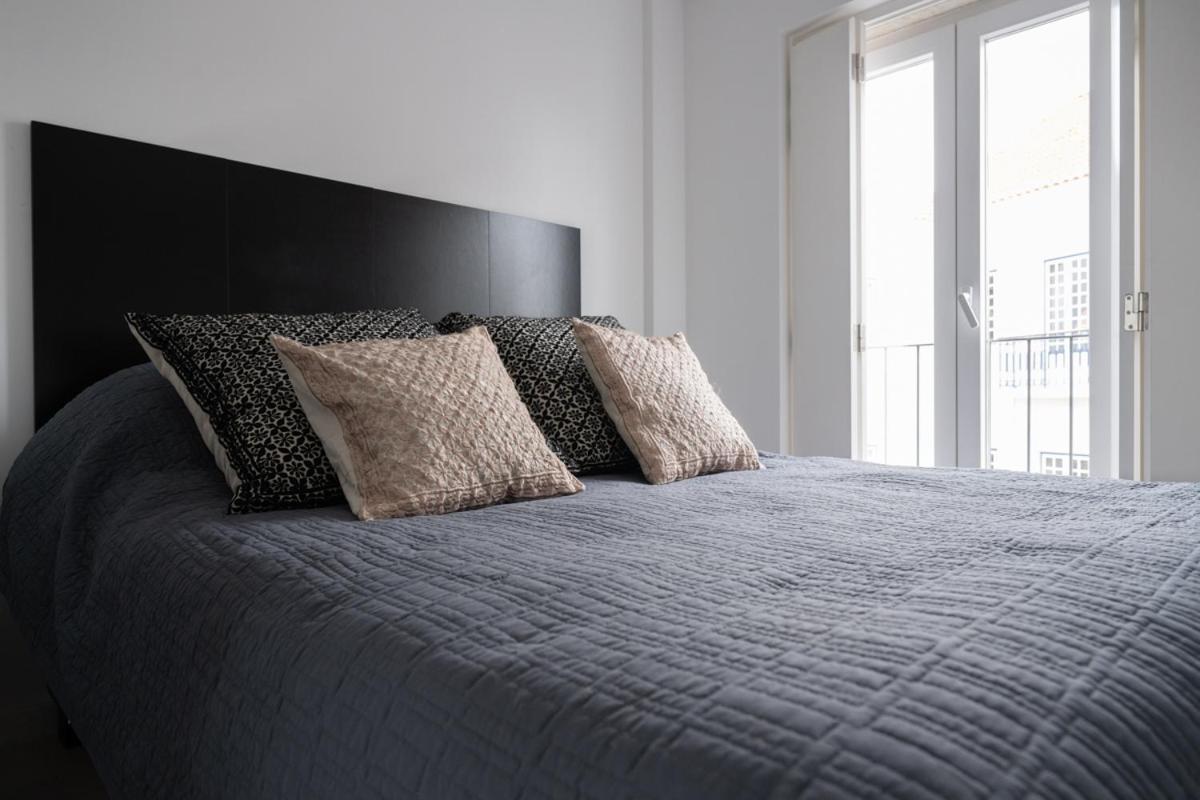 Apartment with Sea View - Photo 12