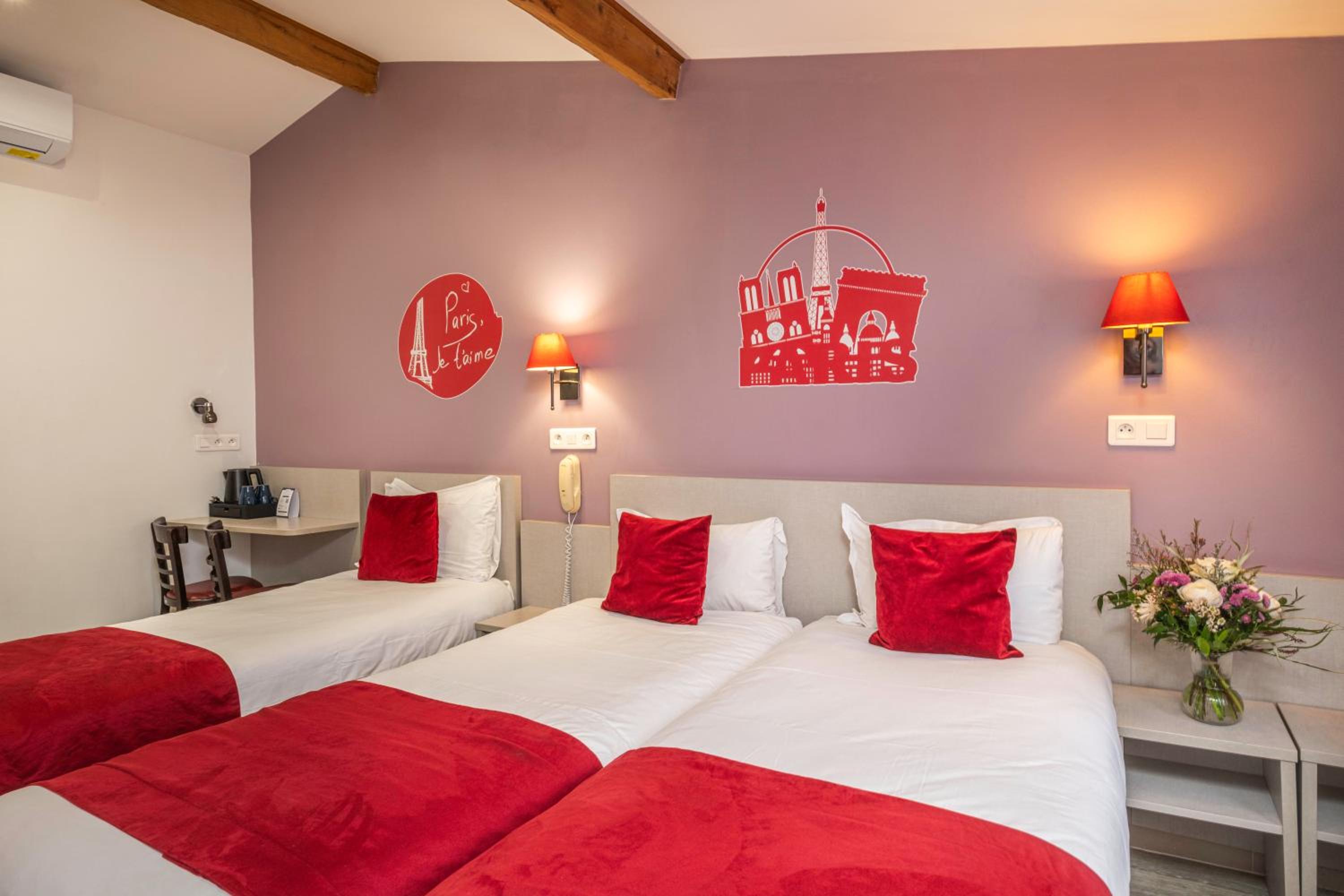 Triple Room