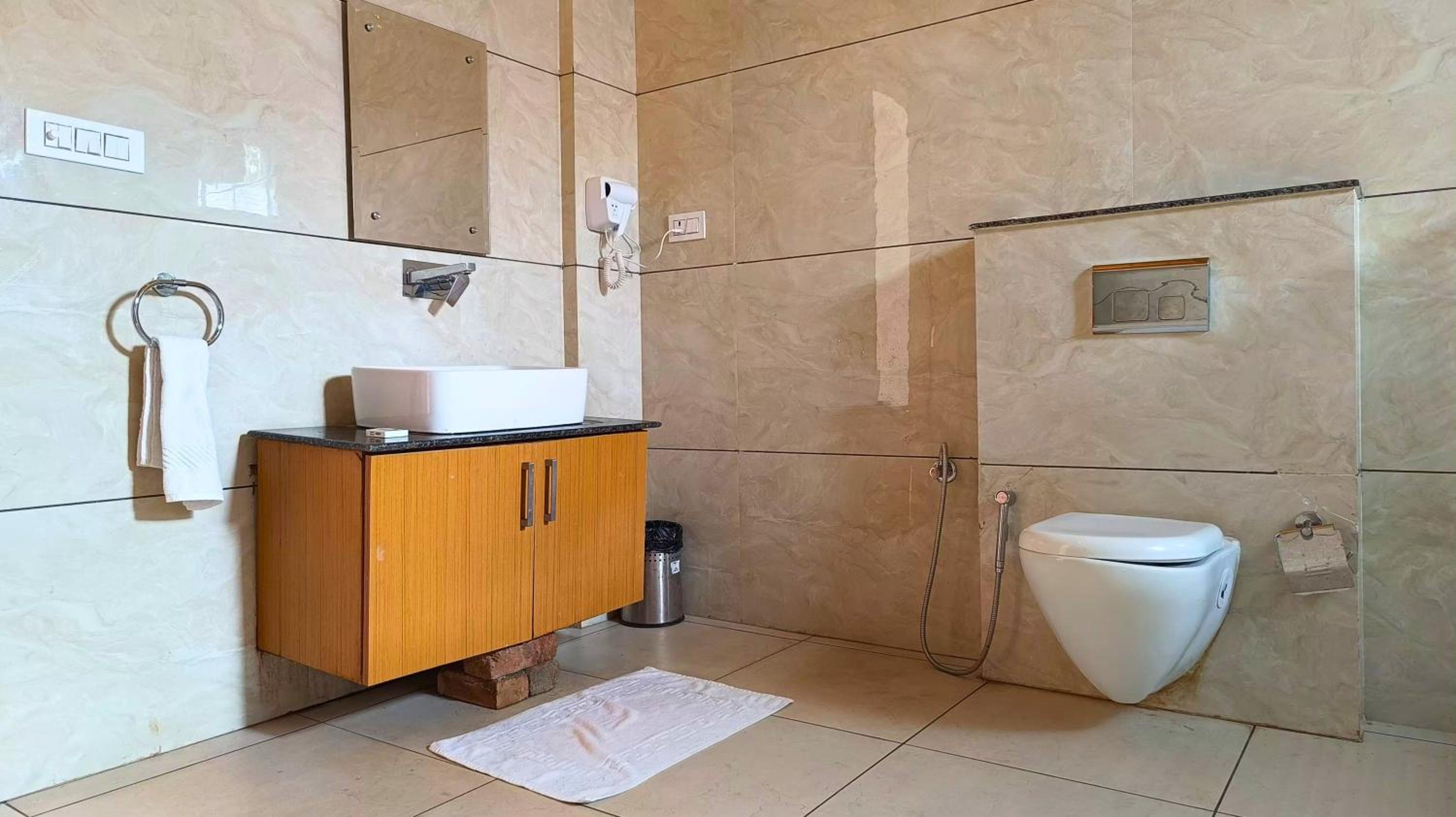 Jacuzzi Villa - Photo 9
