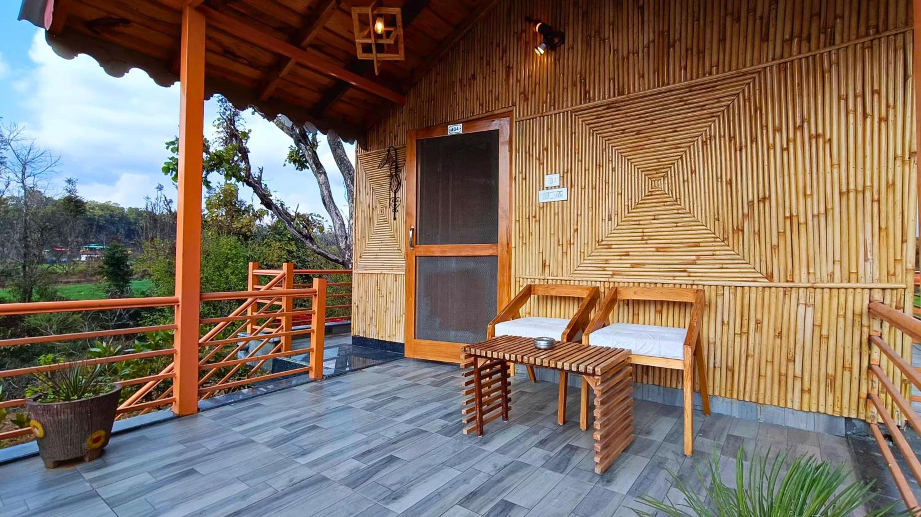 Luxury Pool View room - Photo 15