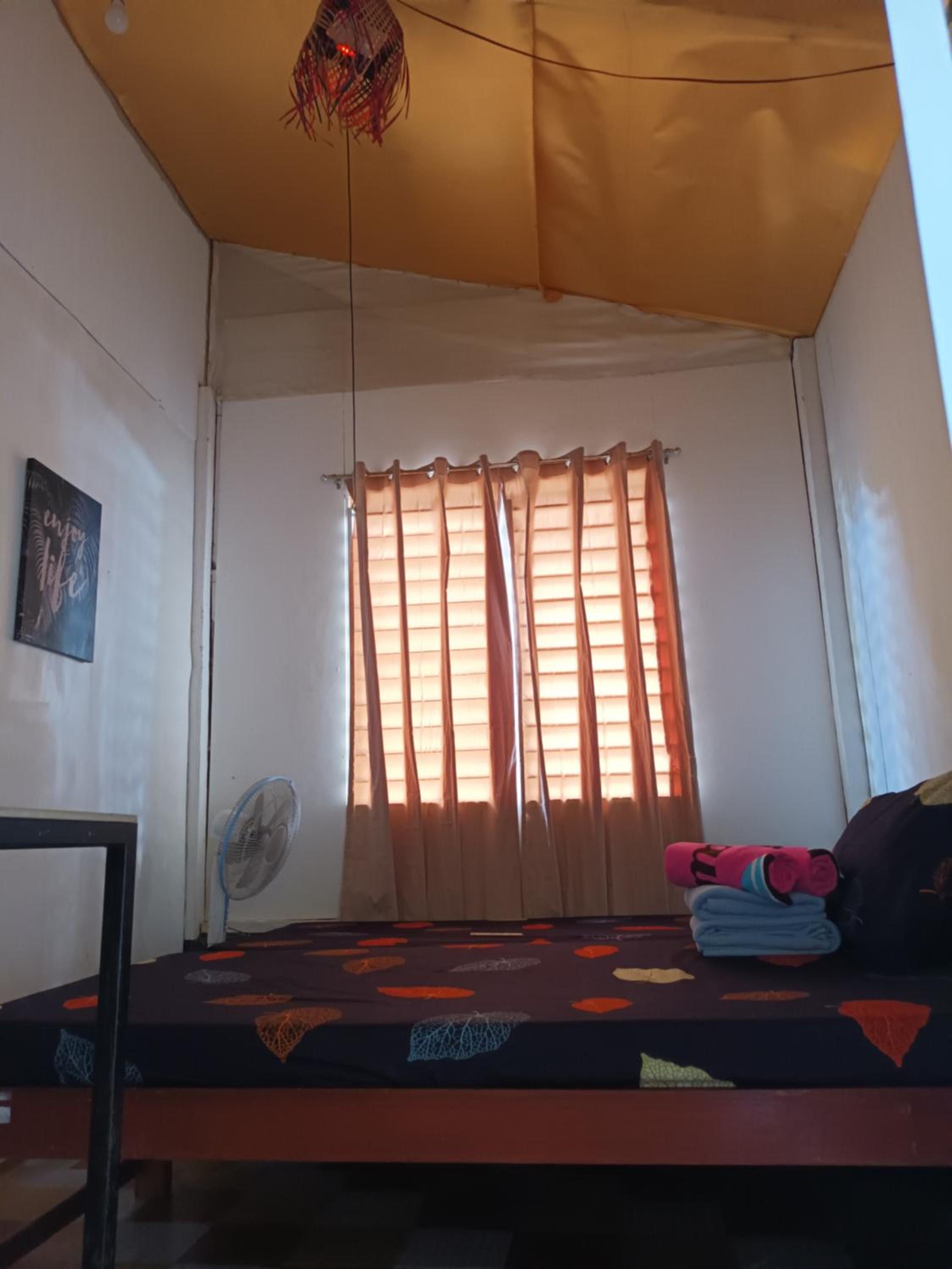 Two-Bedroom House photo 3