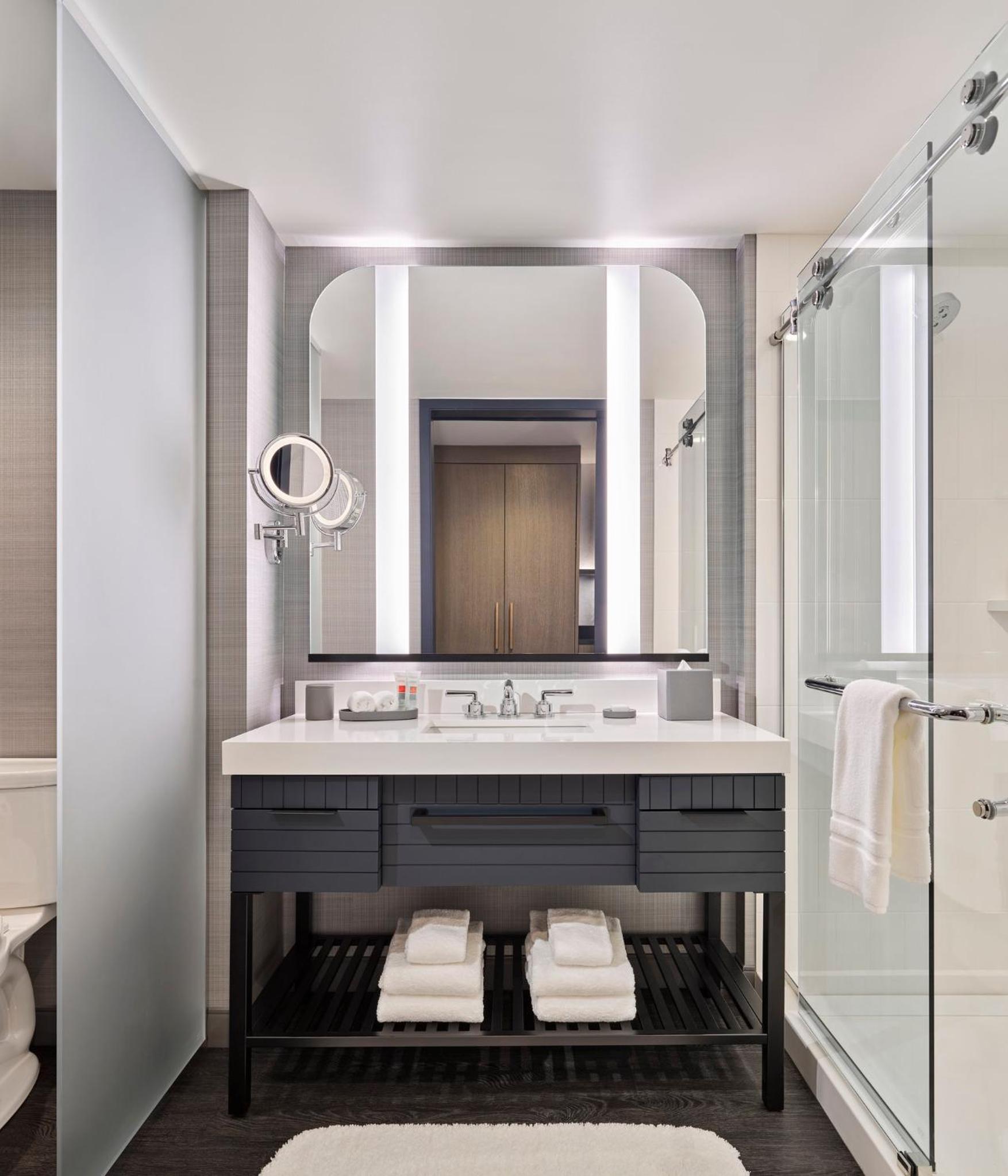 Luxury Corner King  - Photo 5