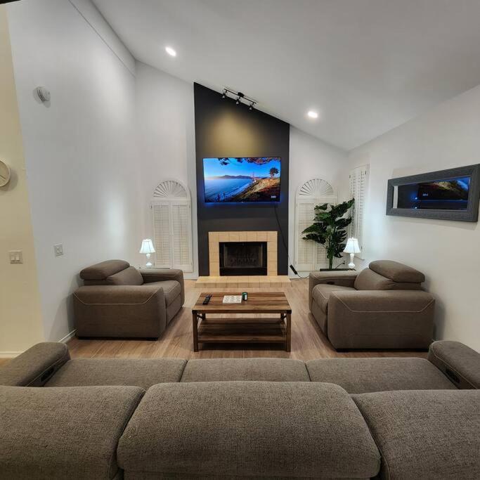 Two-Bedroom House photo 1