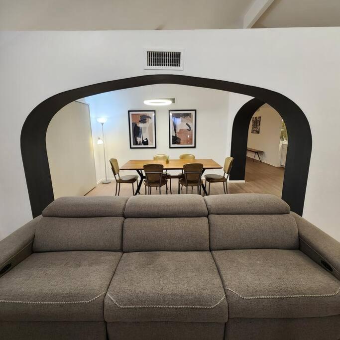 Two-Bedroom House photo 3
