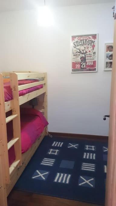 Three-Bedroom House photo 3