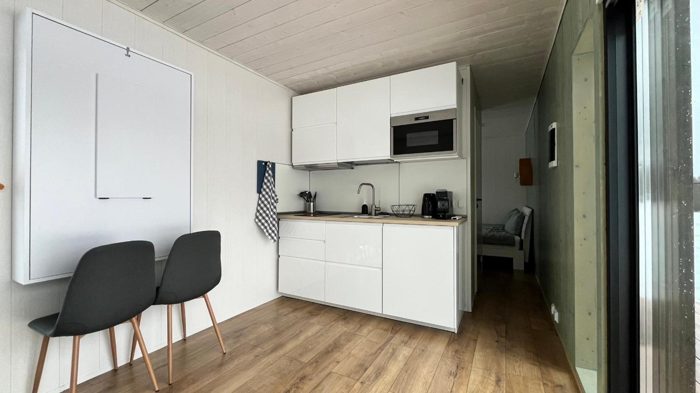 One-Bedroom House photo 3
