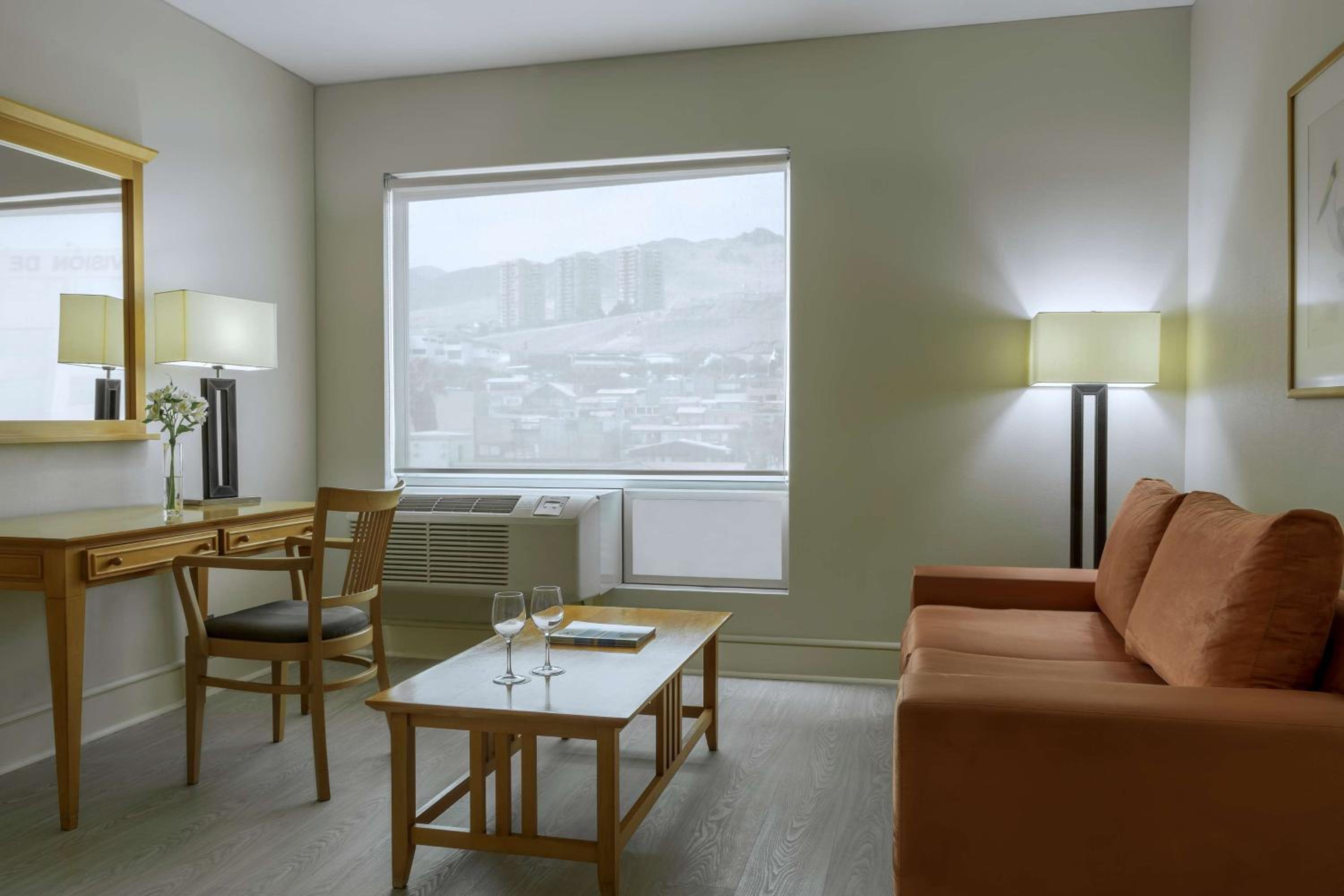 Standard Double or Twin Room with View - Photo 3