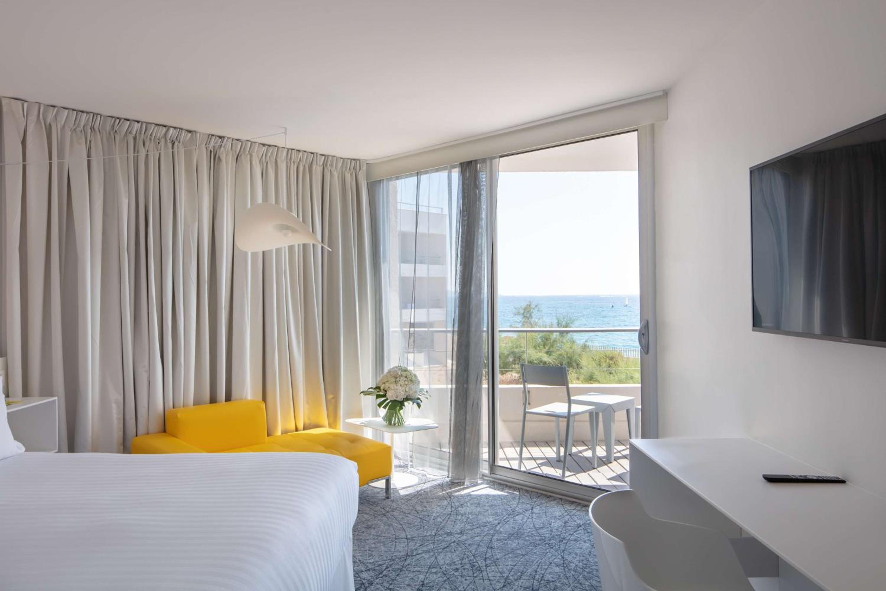 Nhow Sea View Premium Room - Photo 9