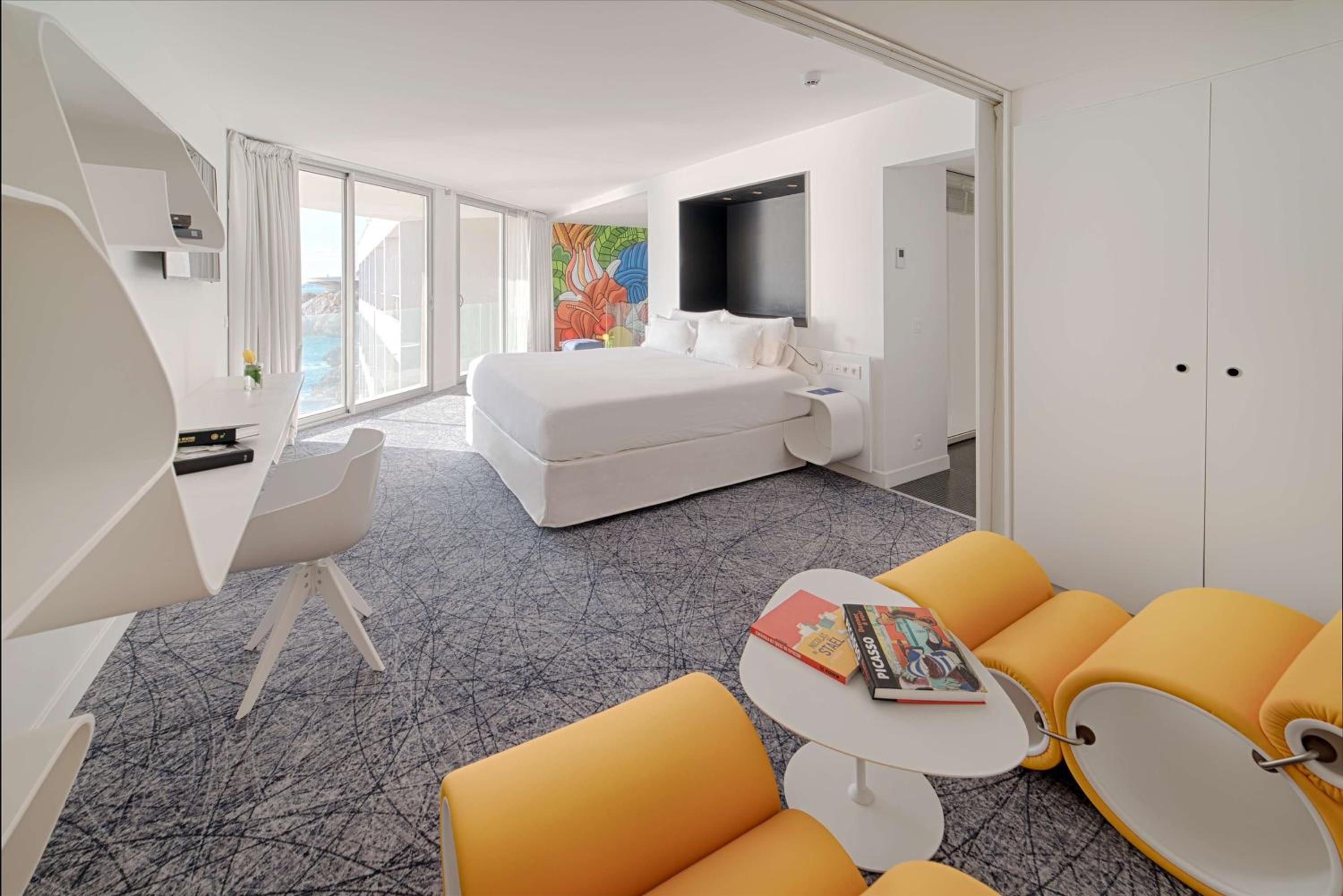 nhow Sea View Suite with Terrace - Photo 4
