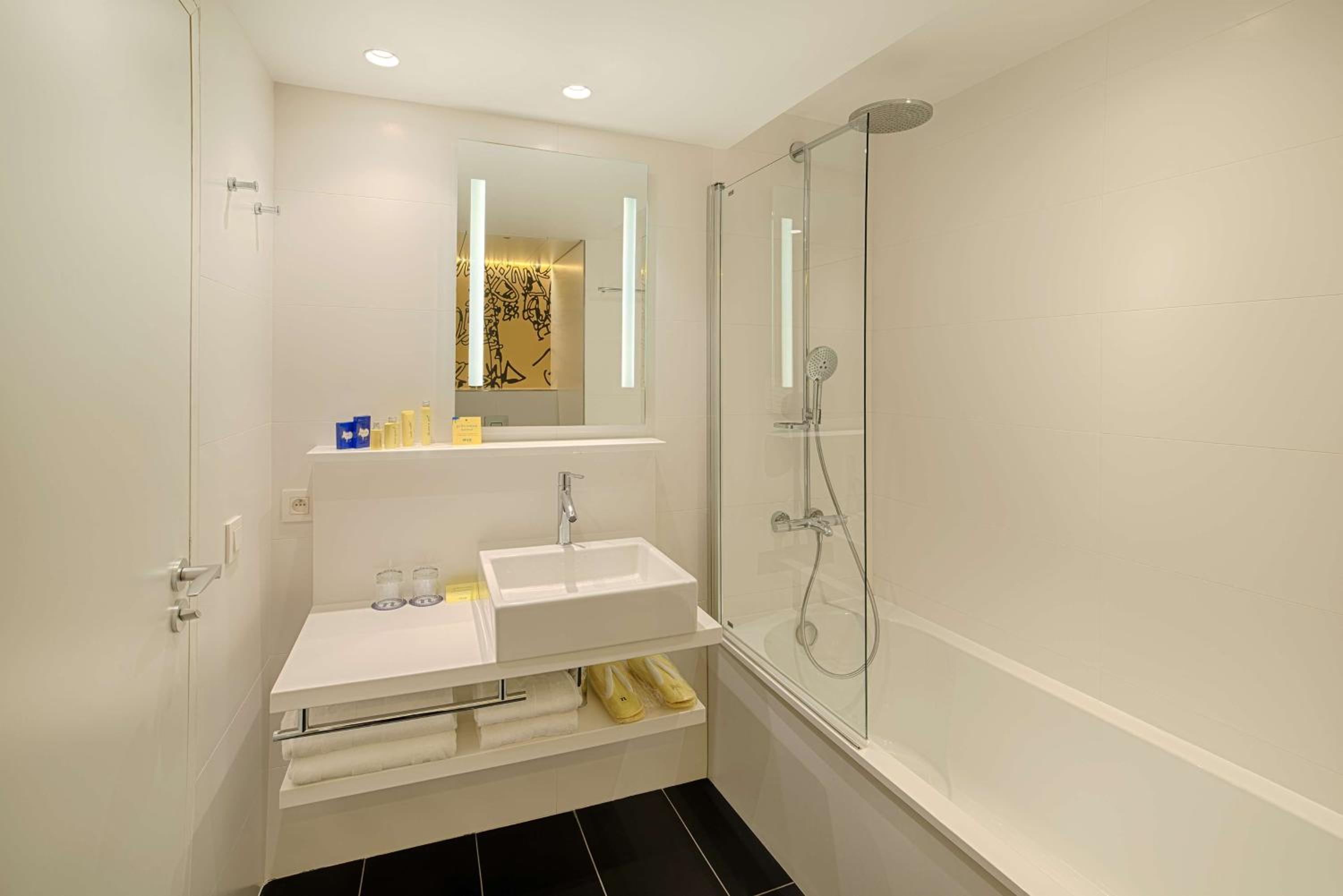 Nhow Sea View Room - Photo 5