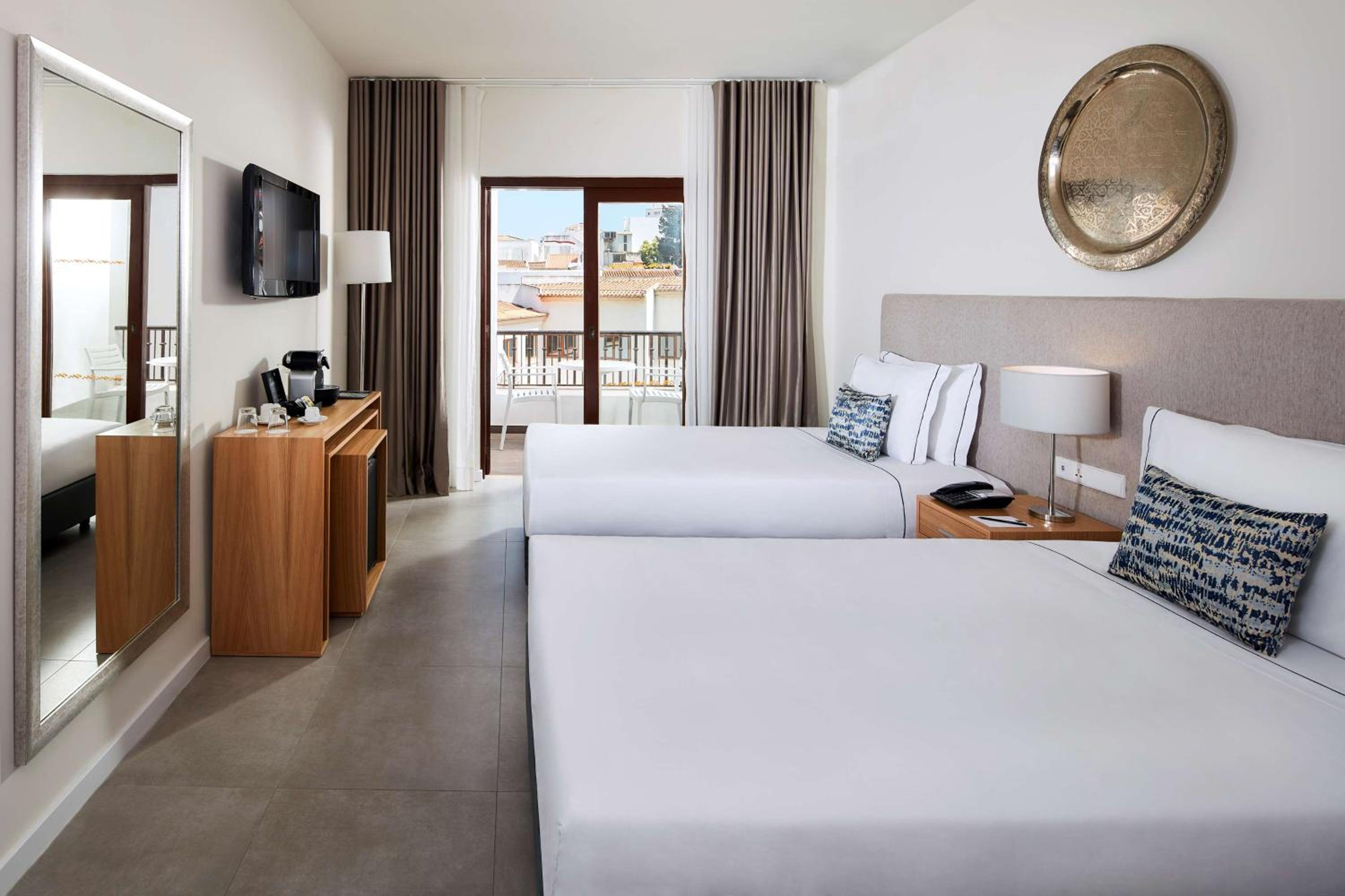 Superior Double or Twin Room - Photo 1