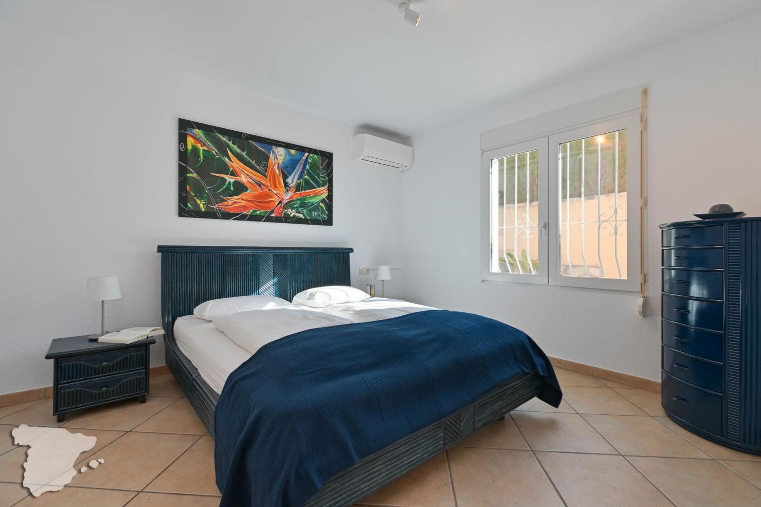 Three-Bedroom Villa photo 3