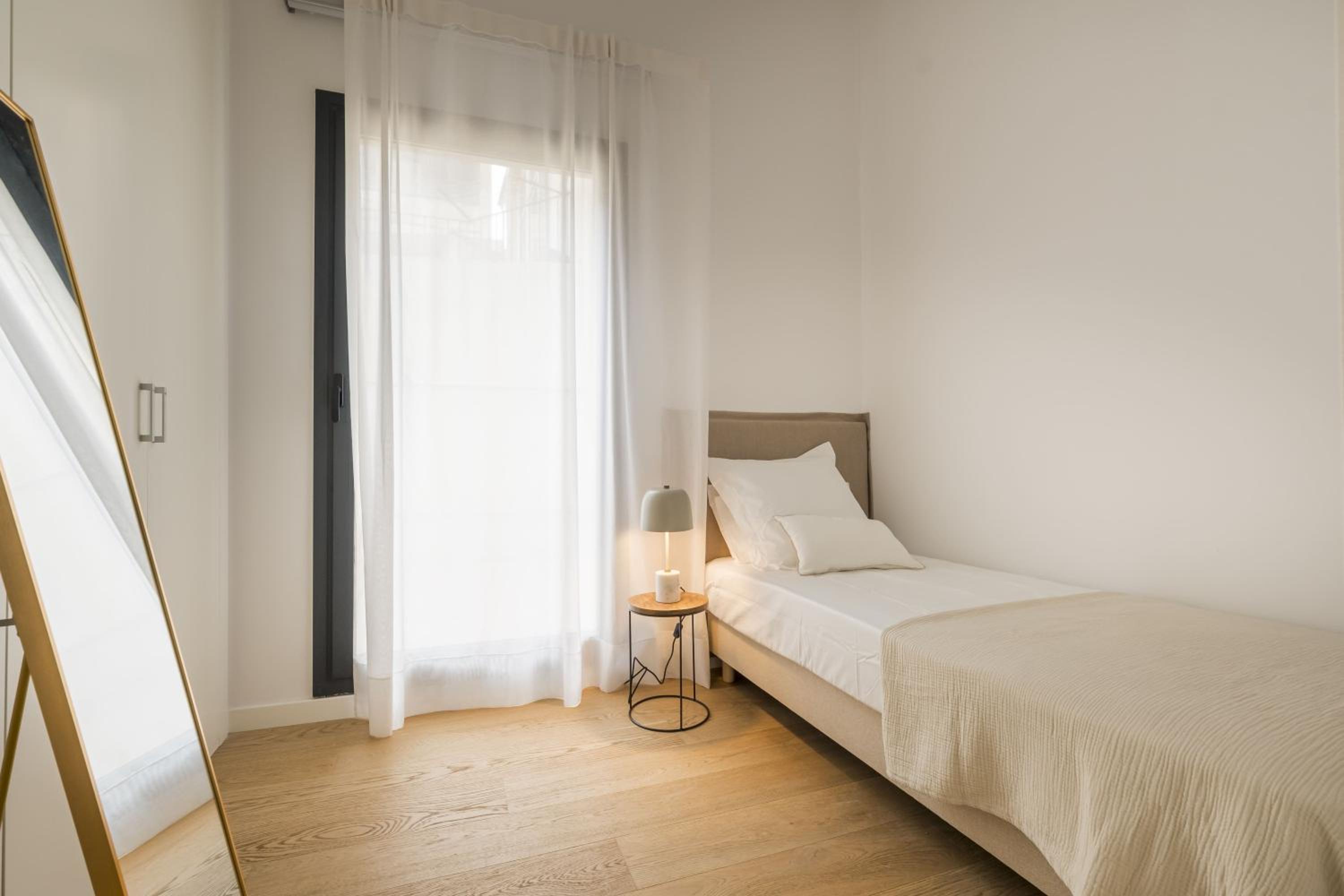 Apartamento con Balcón