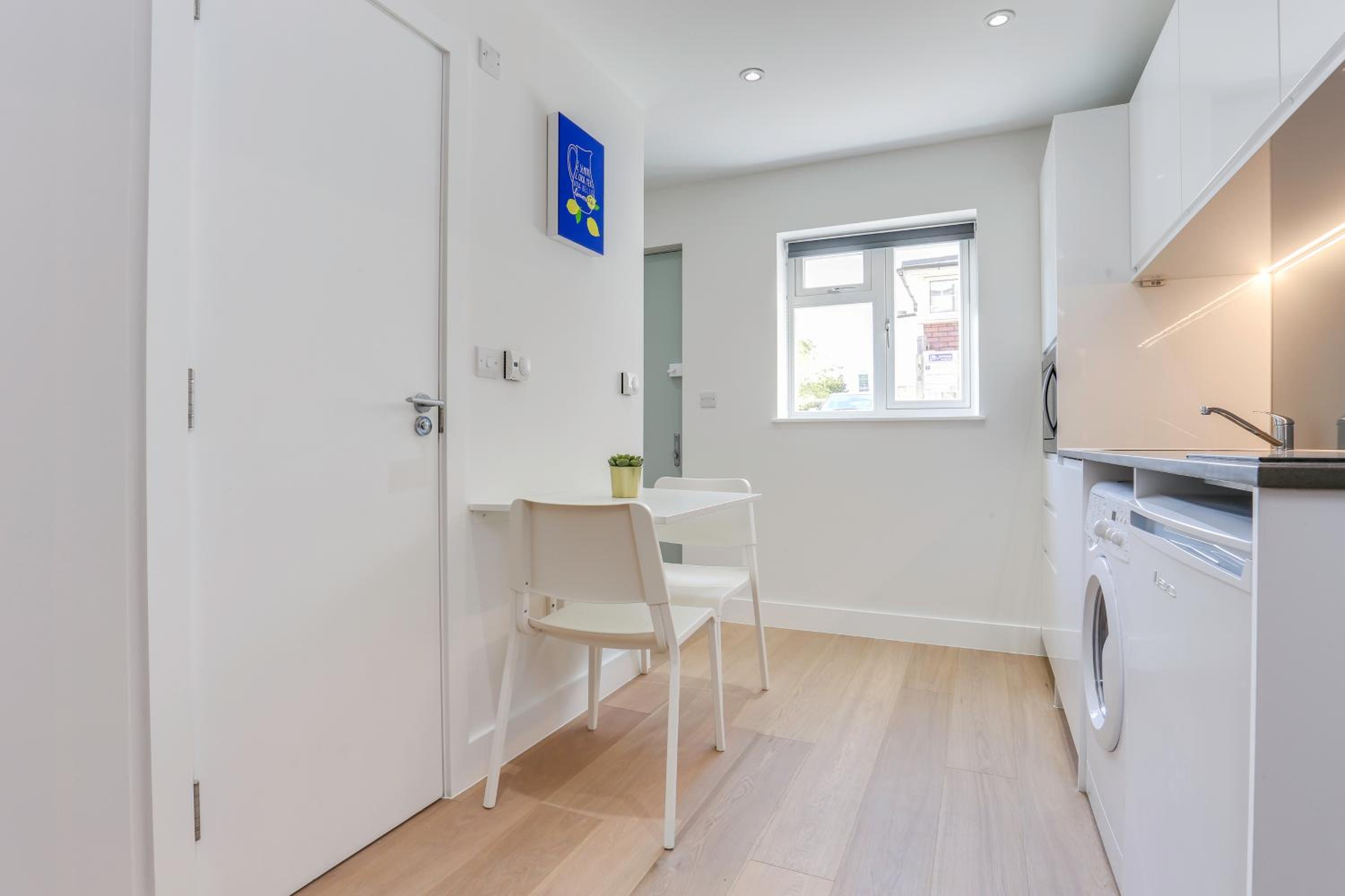 One-Bedroom House photo 3
