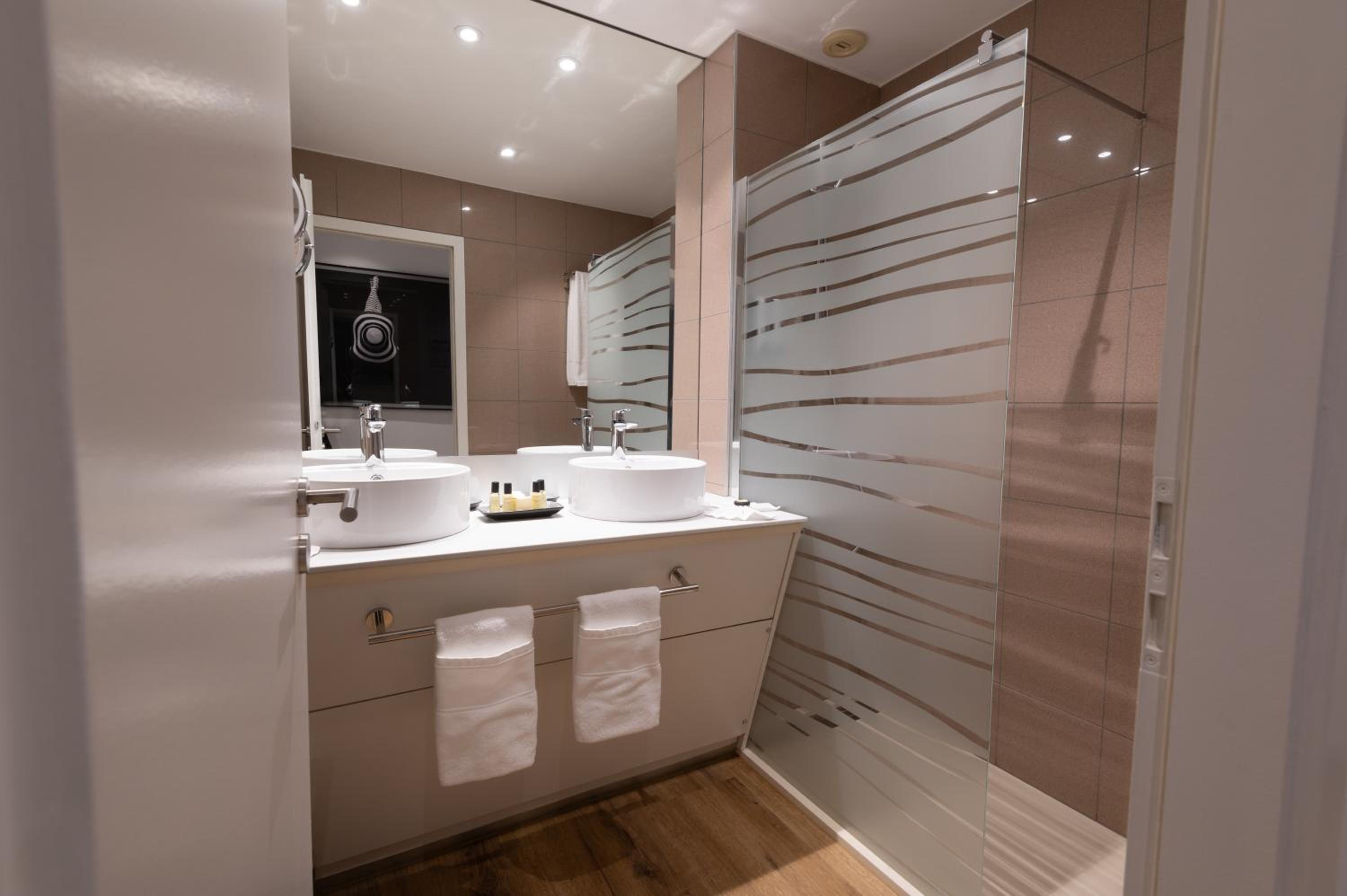 Chambre Prestige - Vue Citadelle - Photo 3