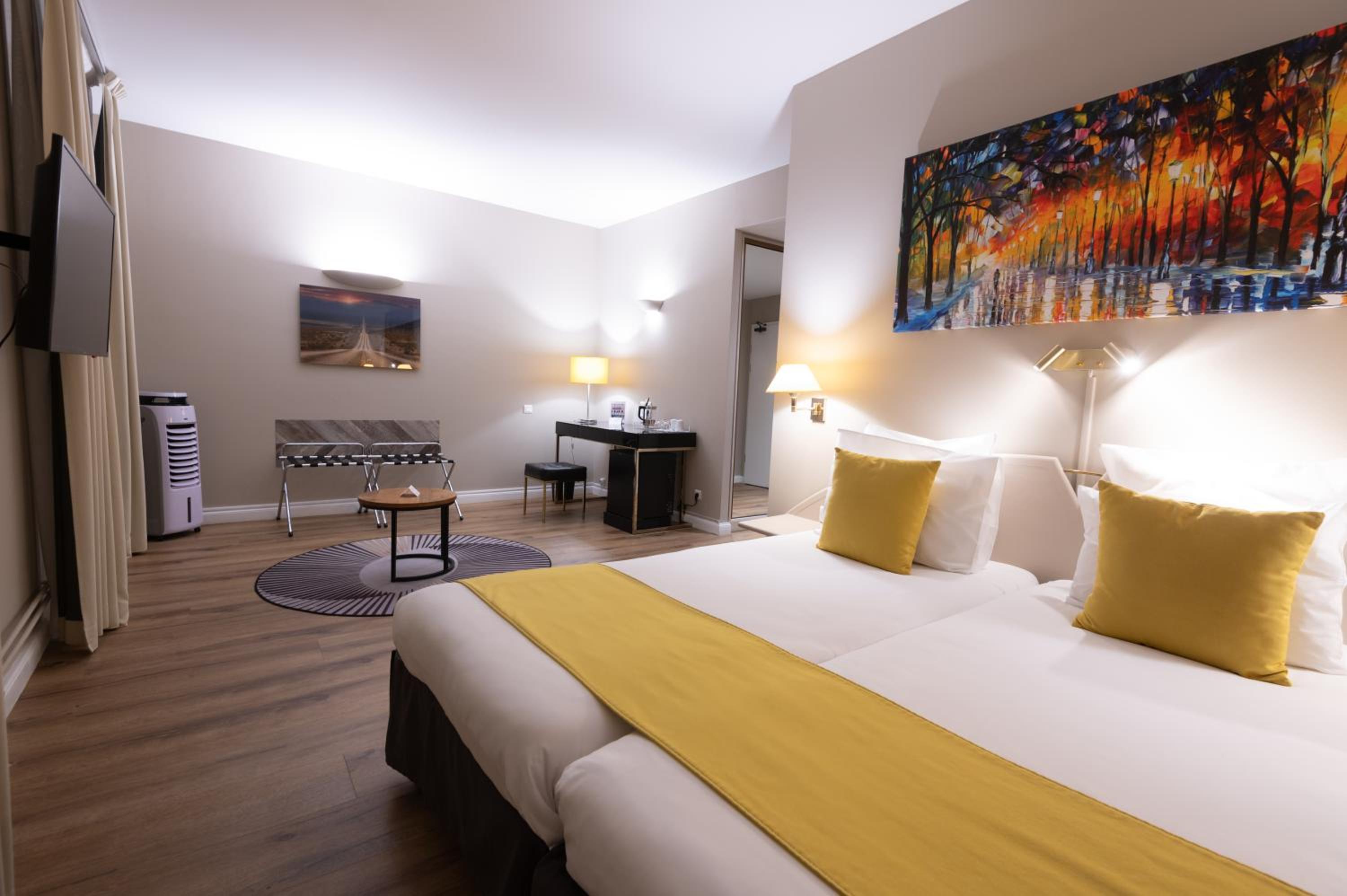 Superior Room - Disability Access - Photo 1