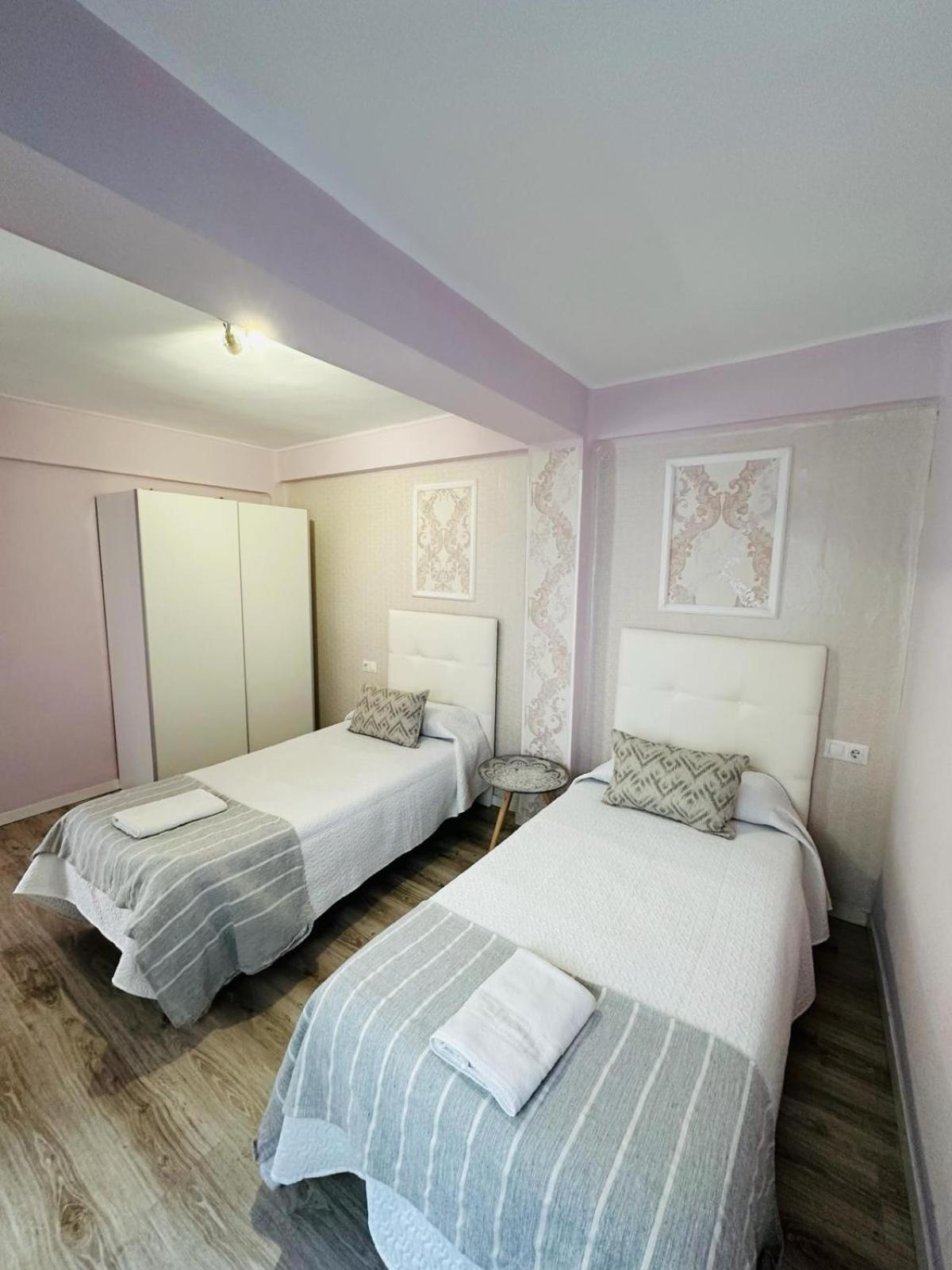 Apartamento con Balcón