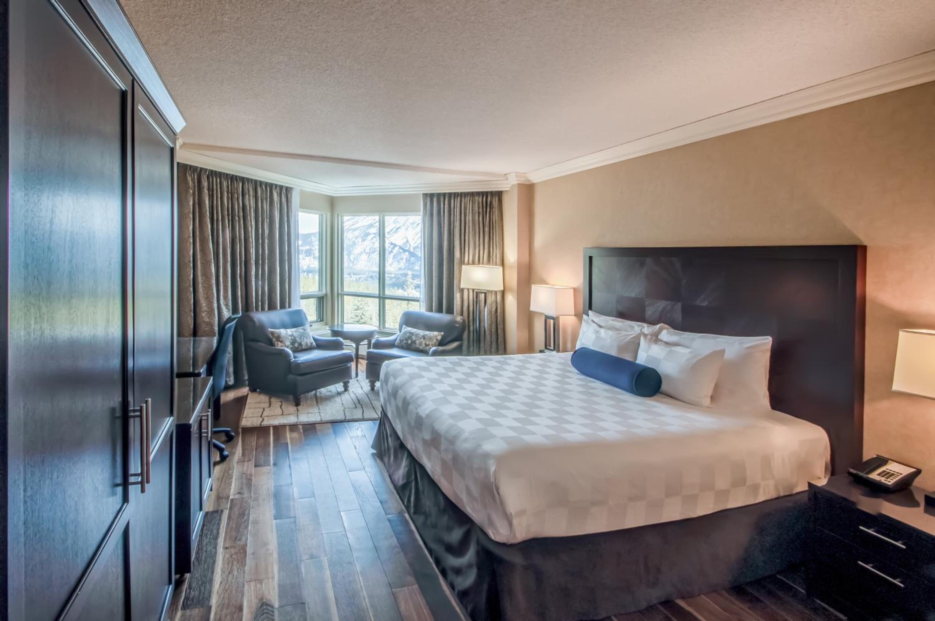 Premium King Room With Valley View