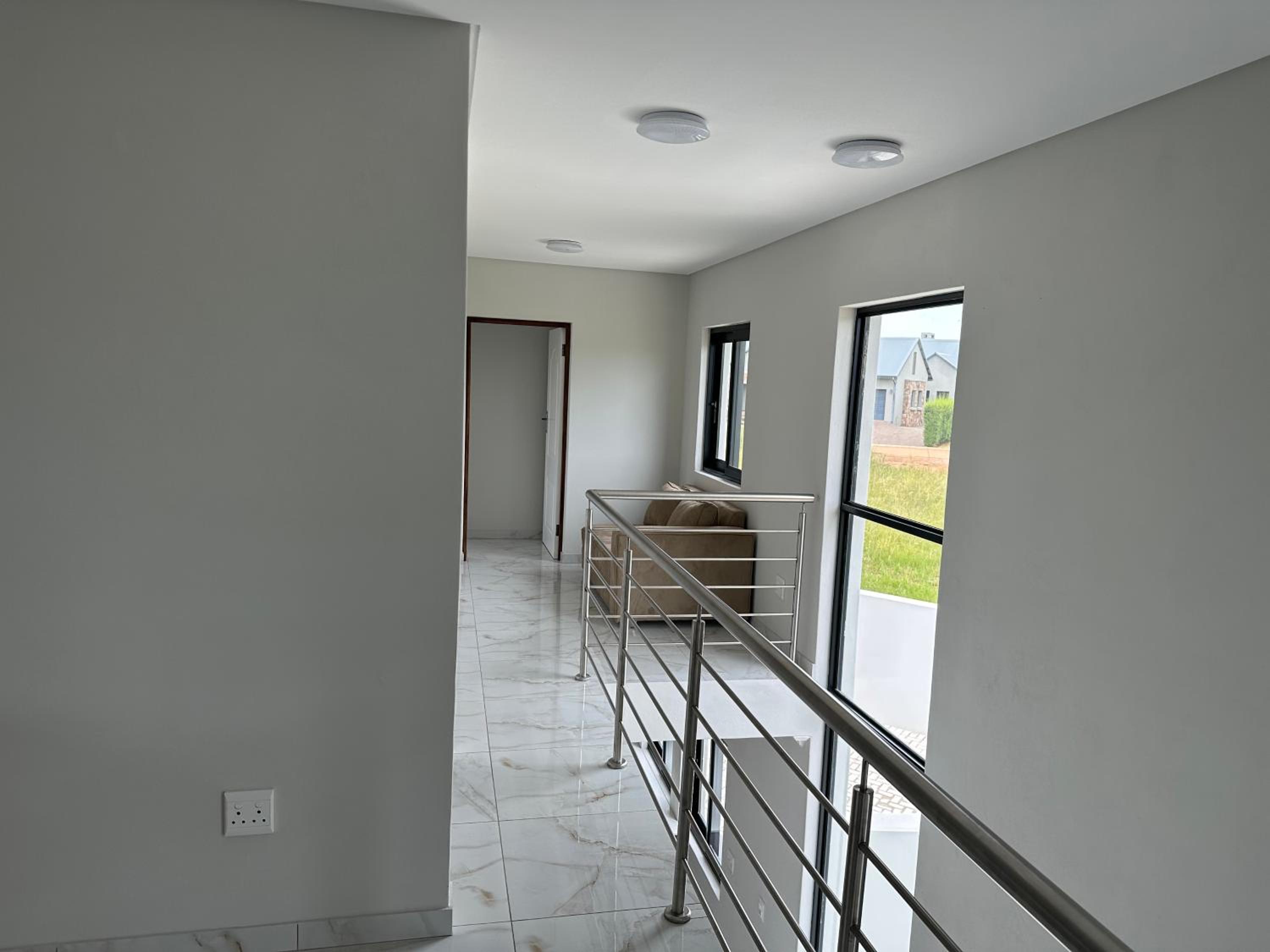 Four-Bedroom House photo 1