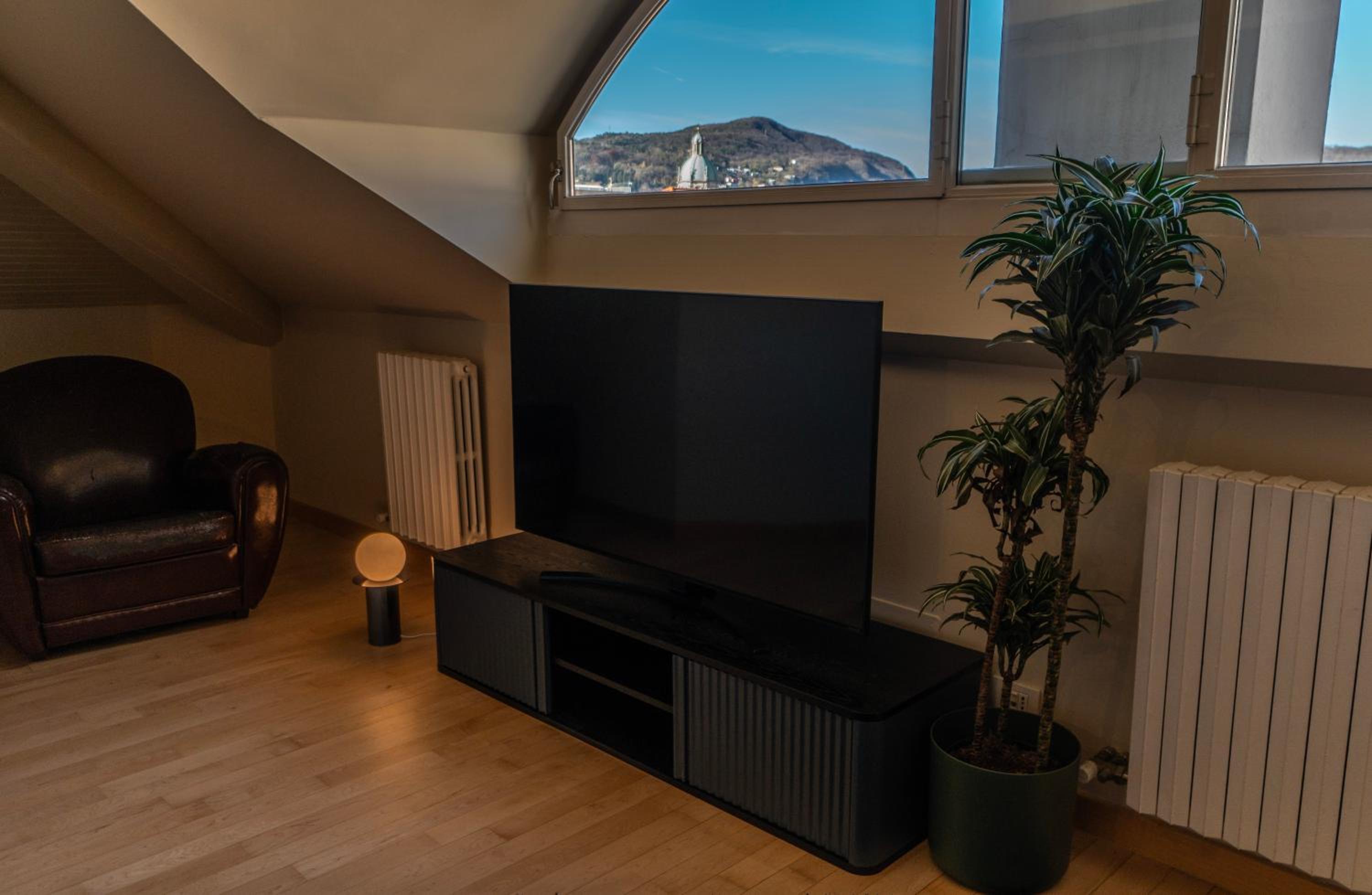Apartment photo 1