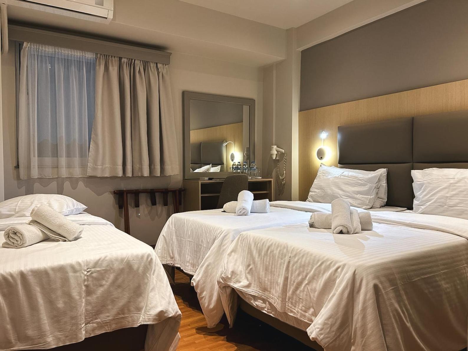Double Room with Extra Bed photo 2