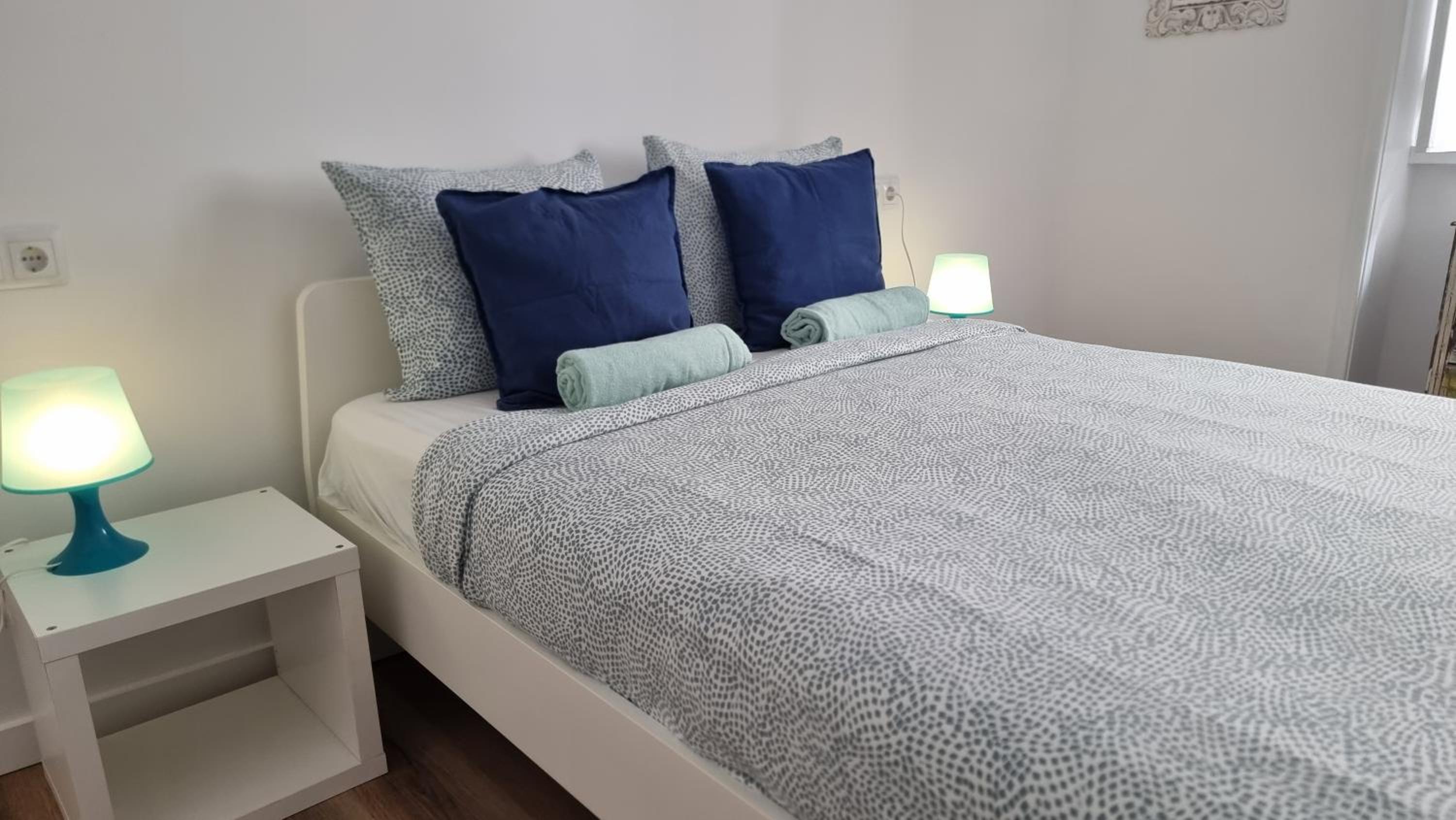 Large Double Room - Photo 2