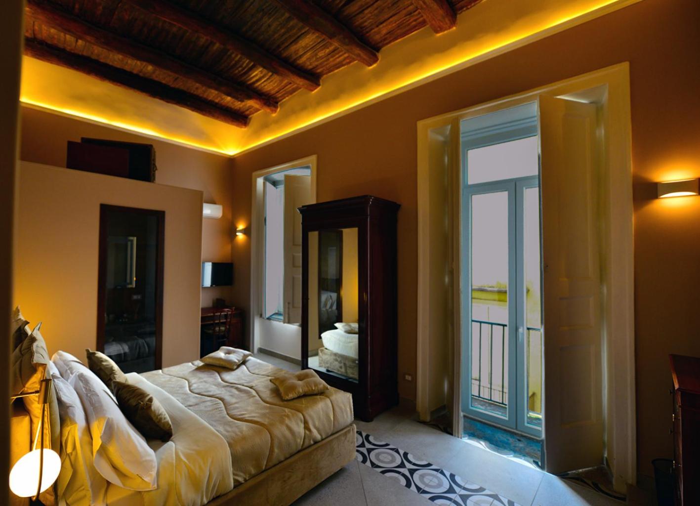 Queen Room with Spa Bath