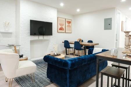 Apartment photo 2