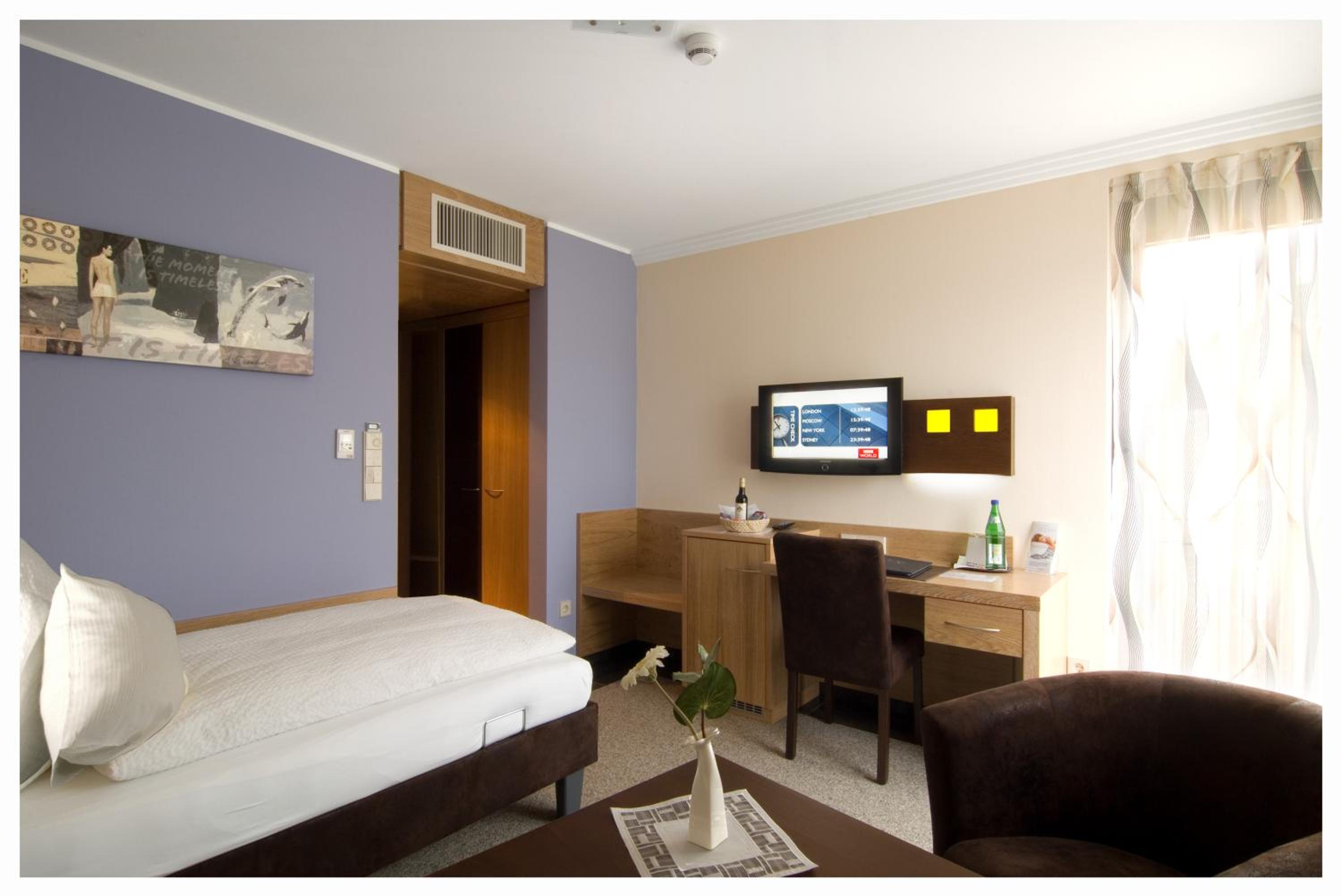 Comfort Single Room