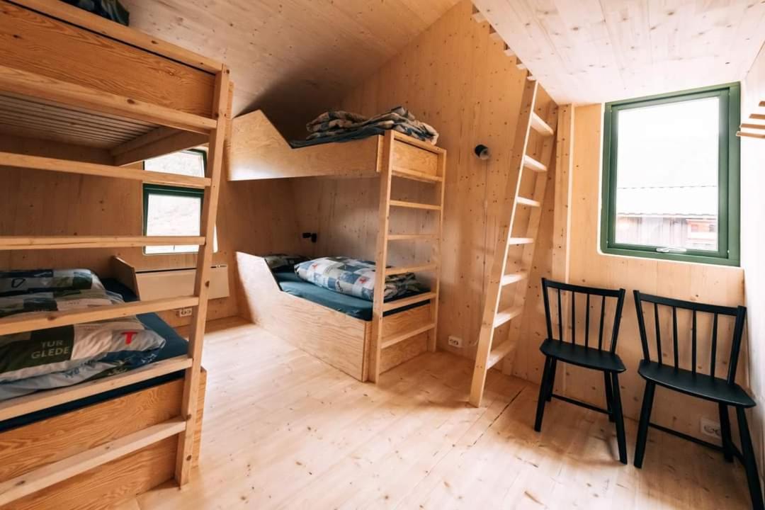 Mixed Dormitory Room photo 1